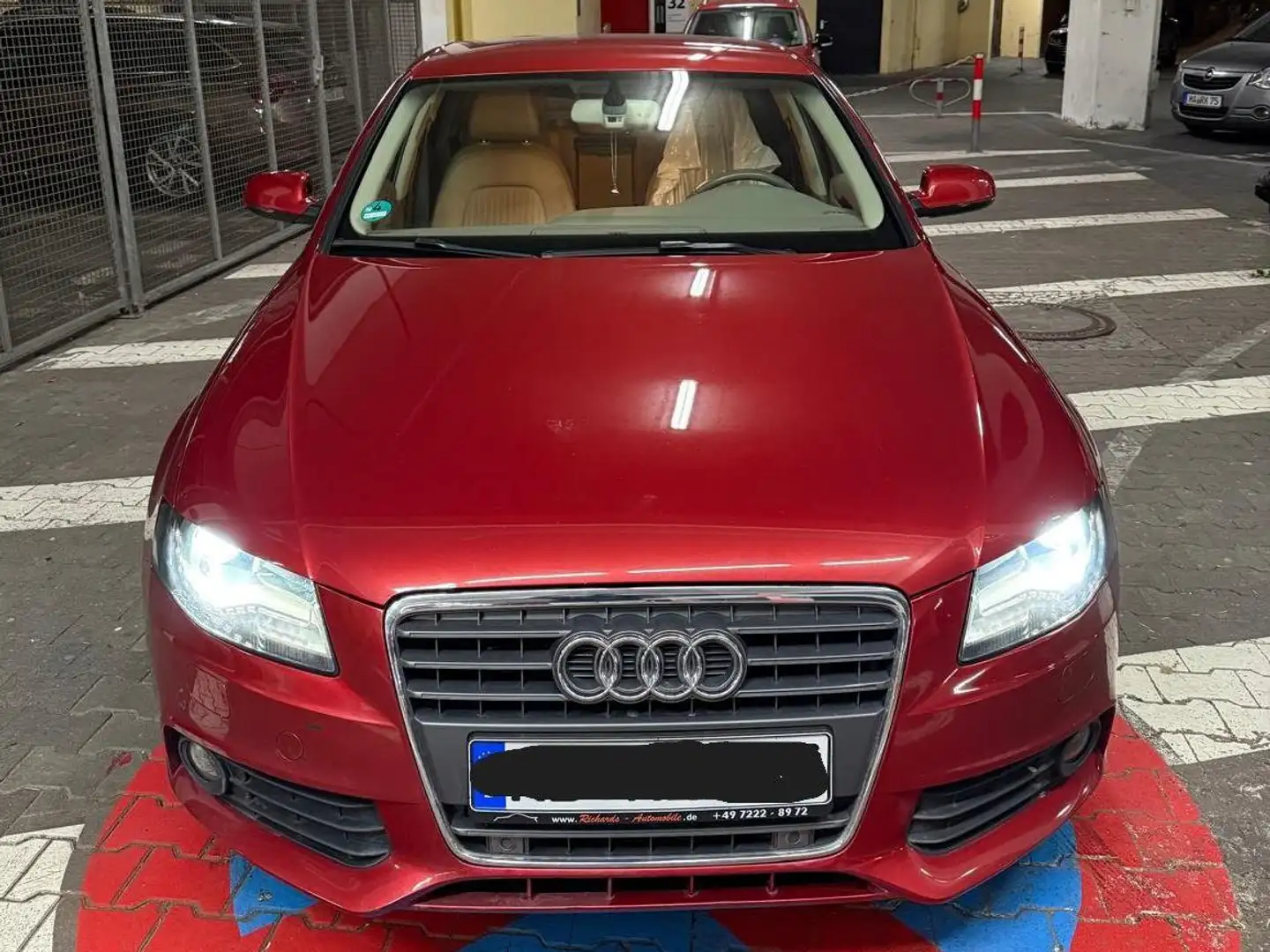 Audi A4 A4 1.8 TFSI Ambiente Rot - 1
