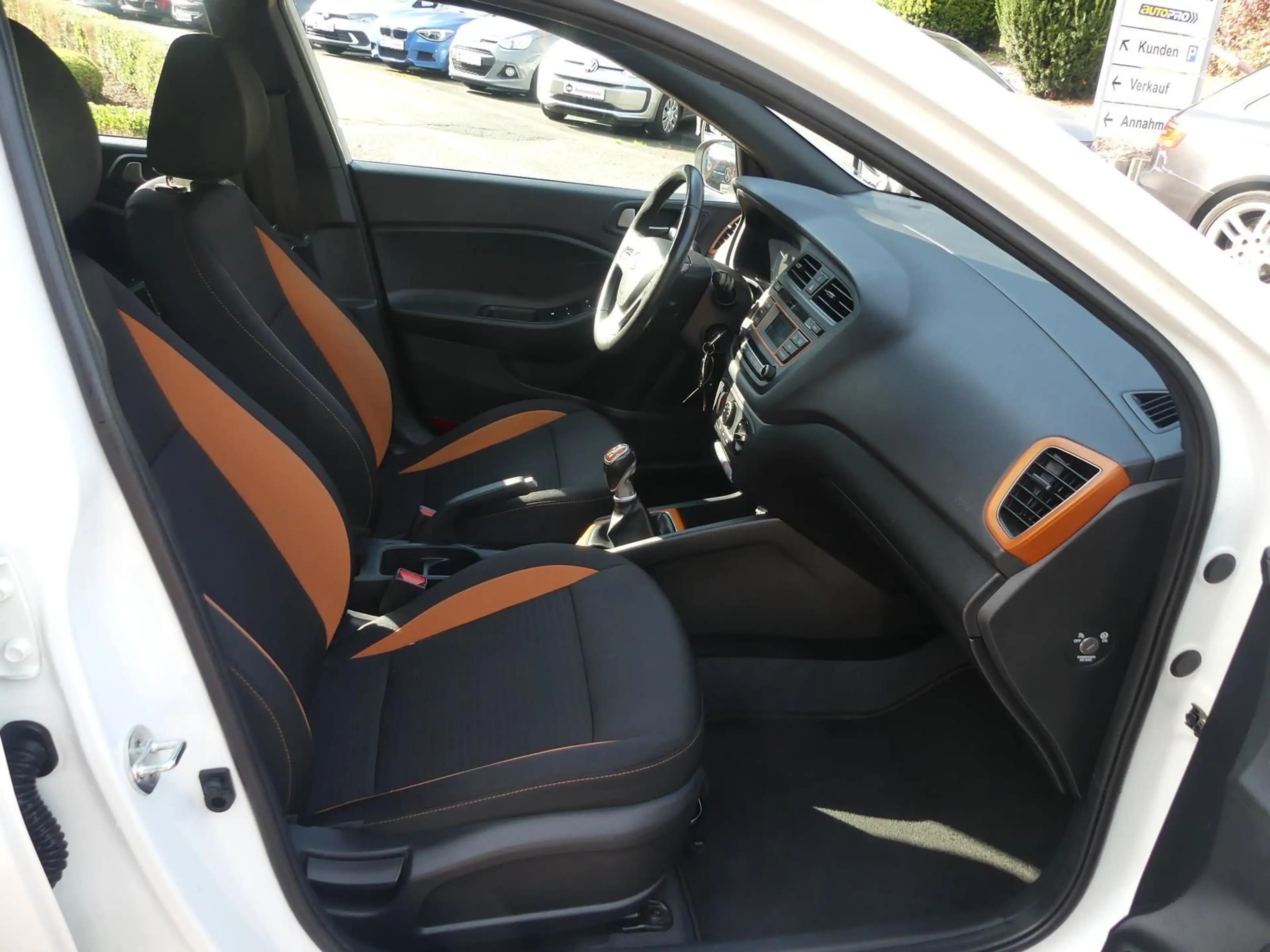 Hyundai i20 active*Klima*Sitzhzg*PDC — photo 13