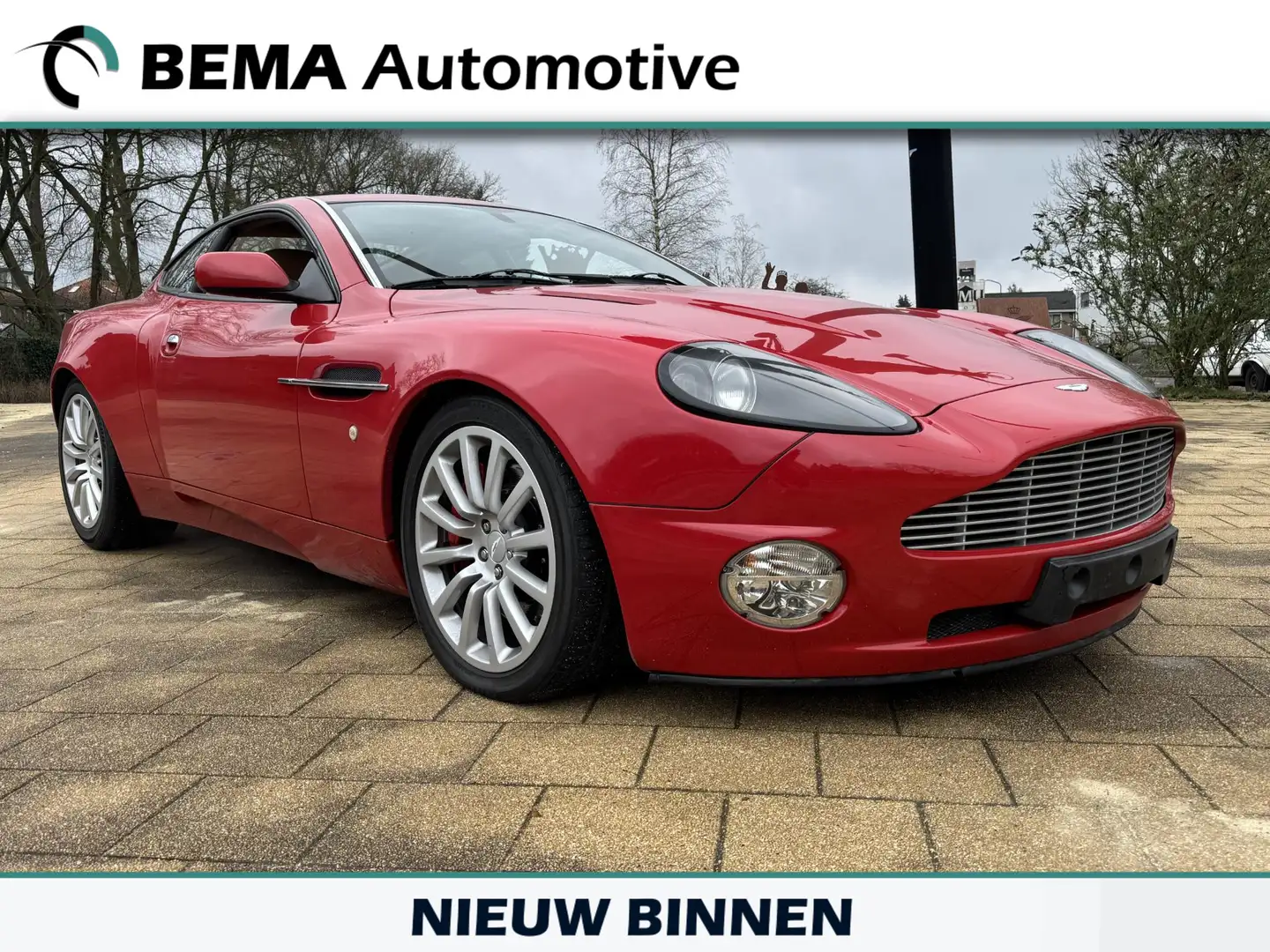 Aston Martin Vanquish V12 5.9 - 1