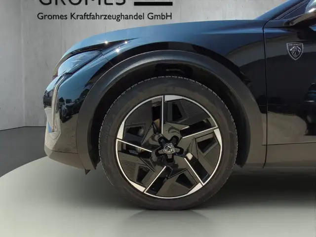 Peugeot 408 view 11
