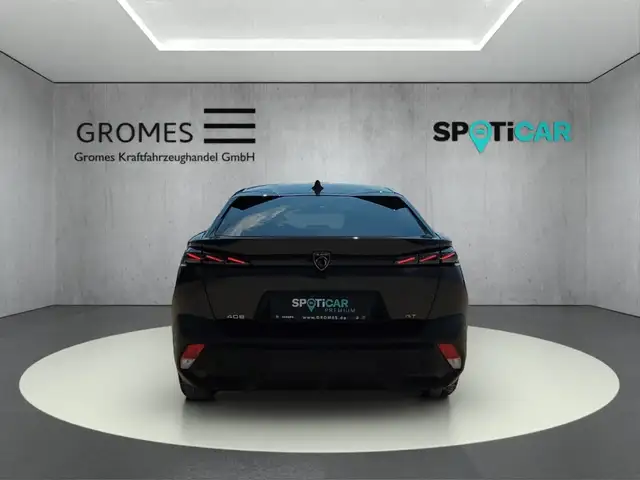 Peugeot 408 view 4
