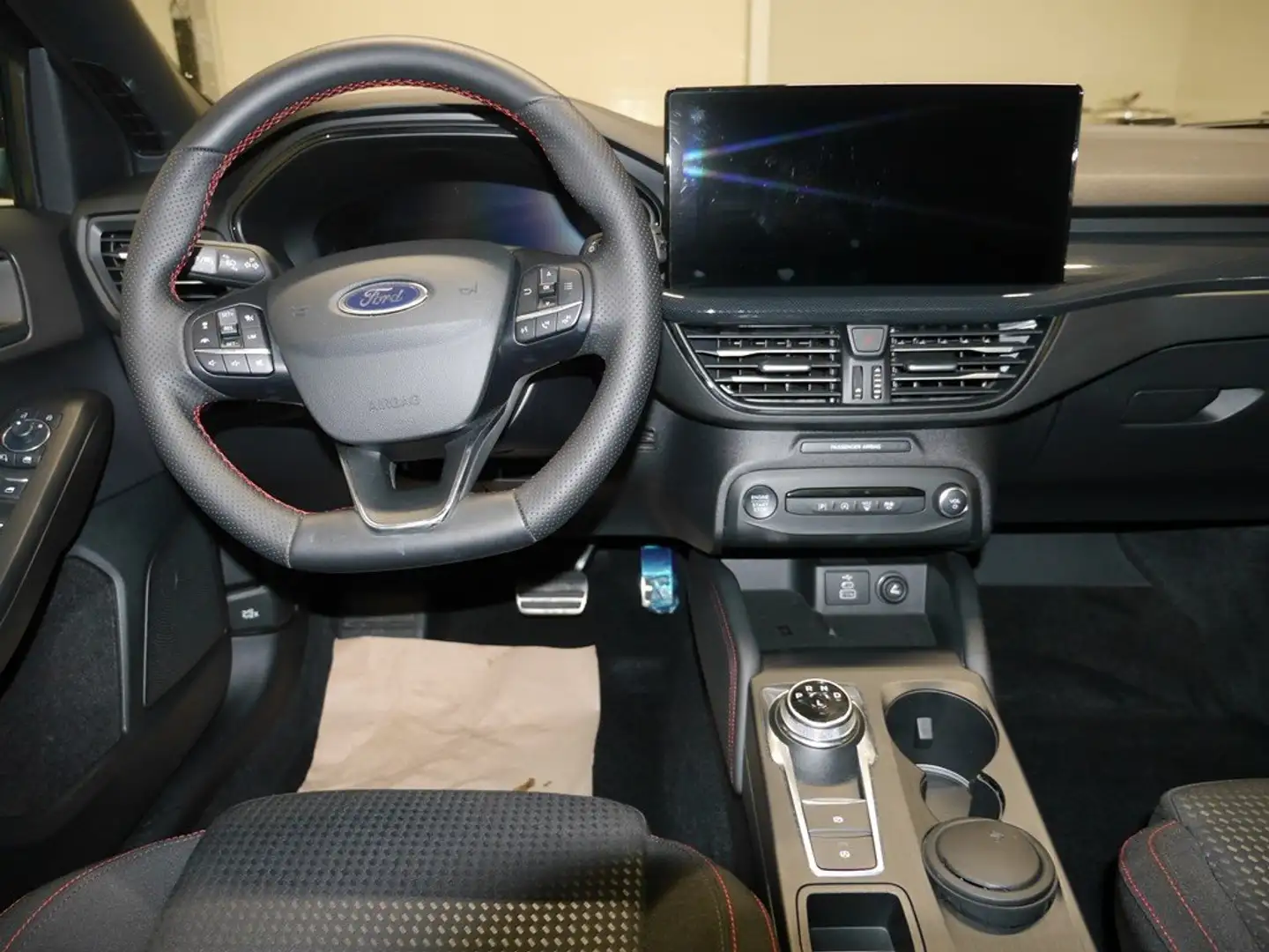 Ford Focus ST-Line X Grau - 2
