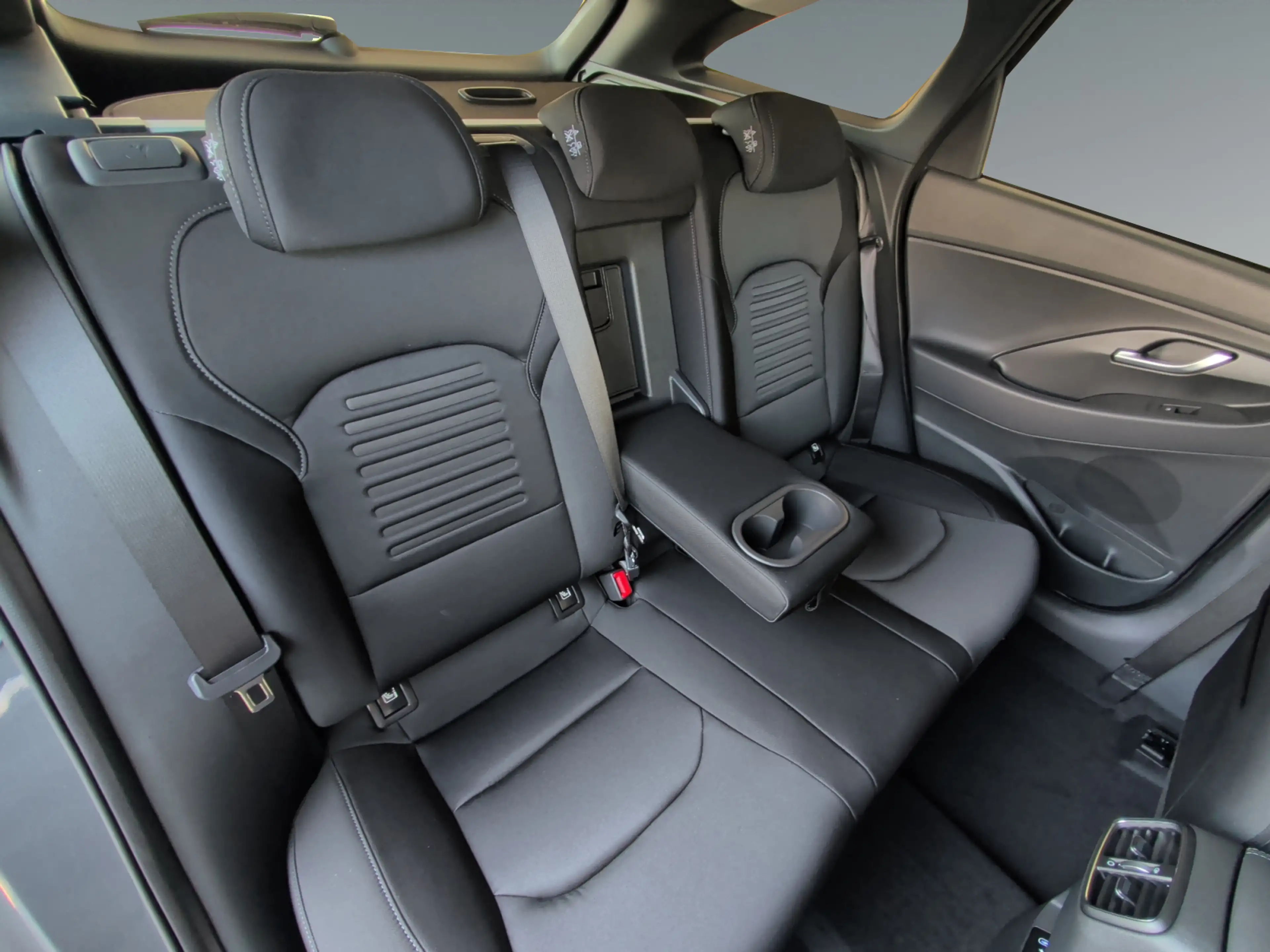Hyundai i30 Kombi - PD Comfort Line 1.0 T-GDI — photo 13