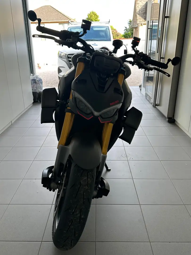 Ducati Streetfighter Negru - 2