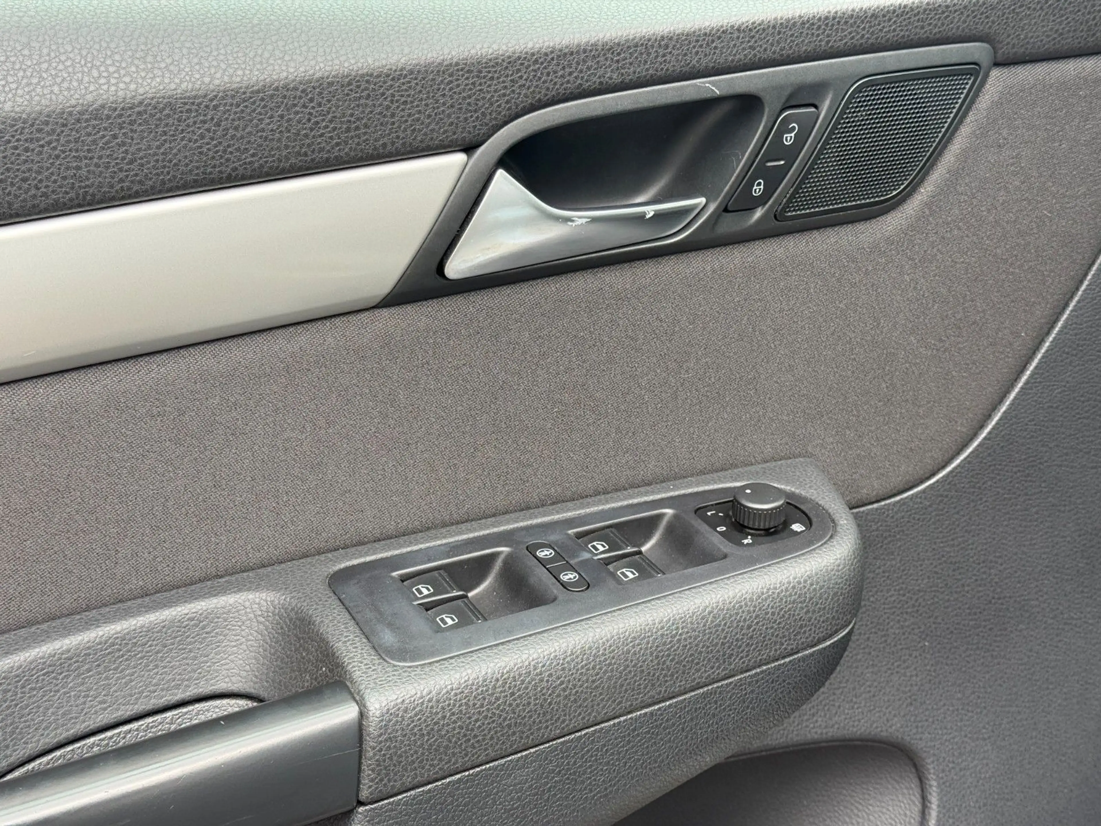 Volkswagen Sharan 2.0 TDI BMT*7 SITZER*SHZ*ZAHNRIEMEN NE* — photo 8