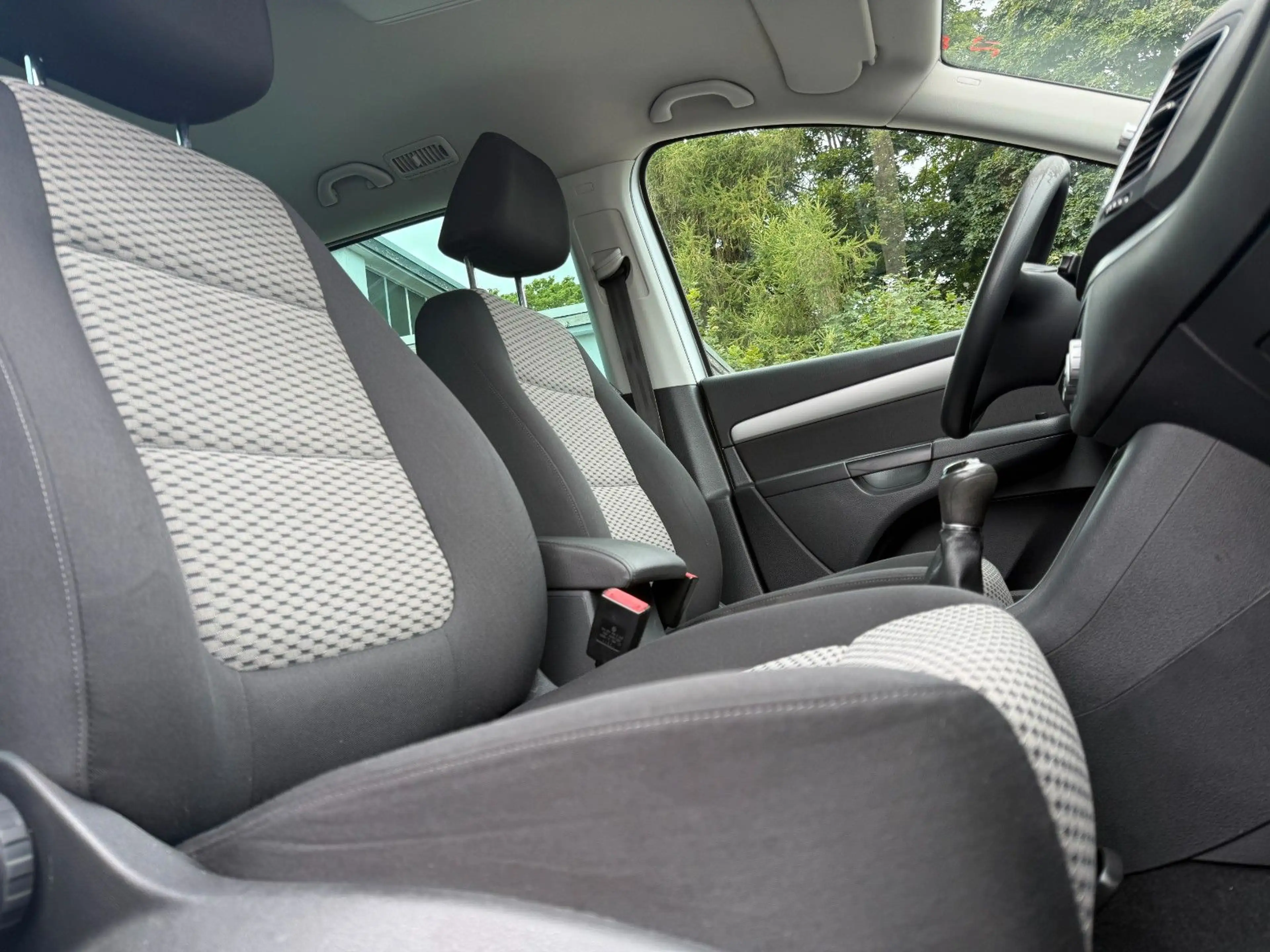 Volkswagen Sharan 2.0 TDI BMT*7 SITZER*SHZ*ZAHNRIEMEN NE* — photo 11