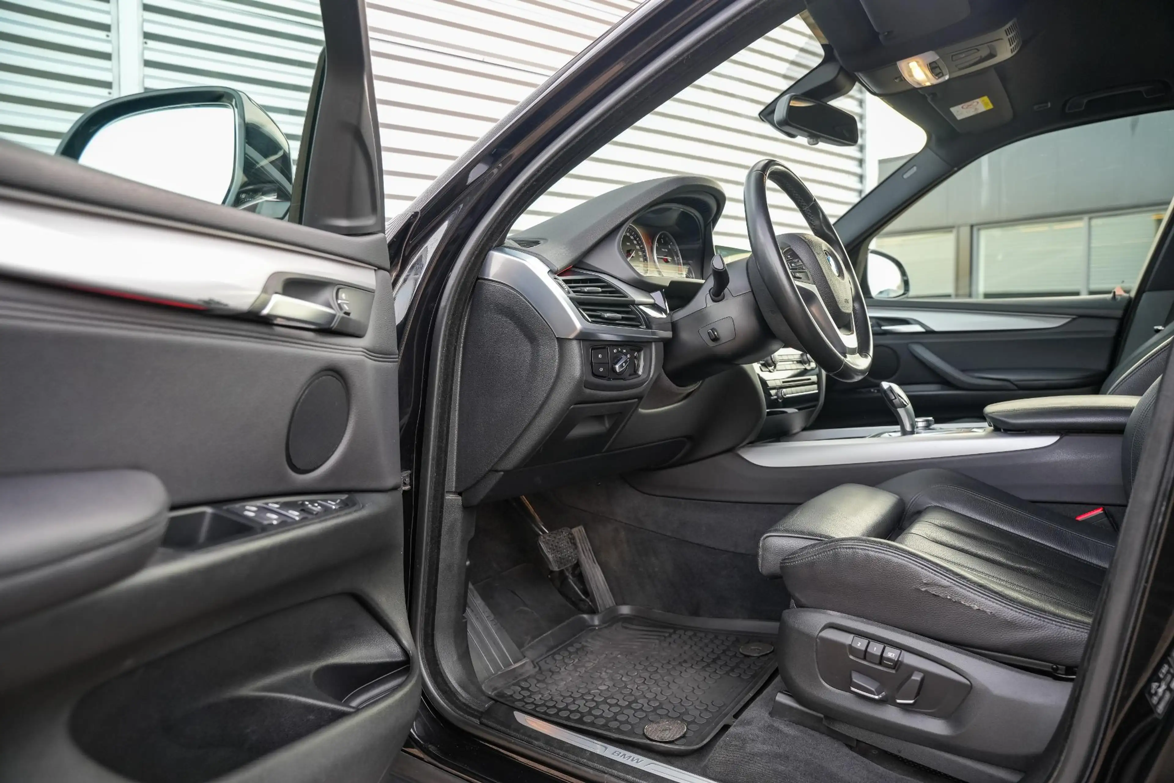 BMW X5 xDrive25d Centennial Executive 7p. 7 Pers. Navi 20 — photo 6