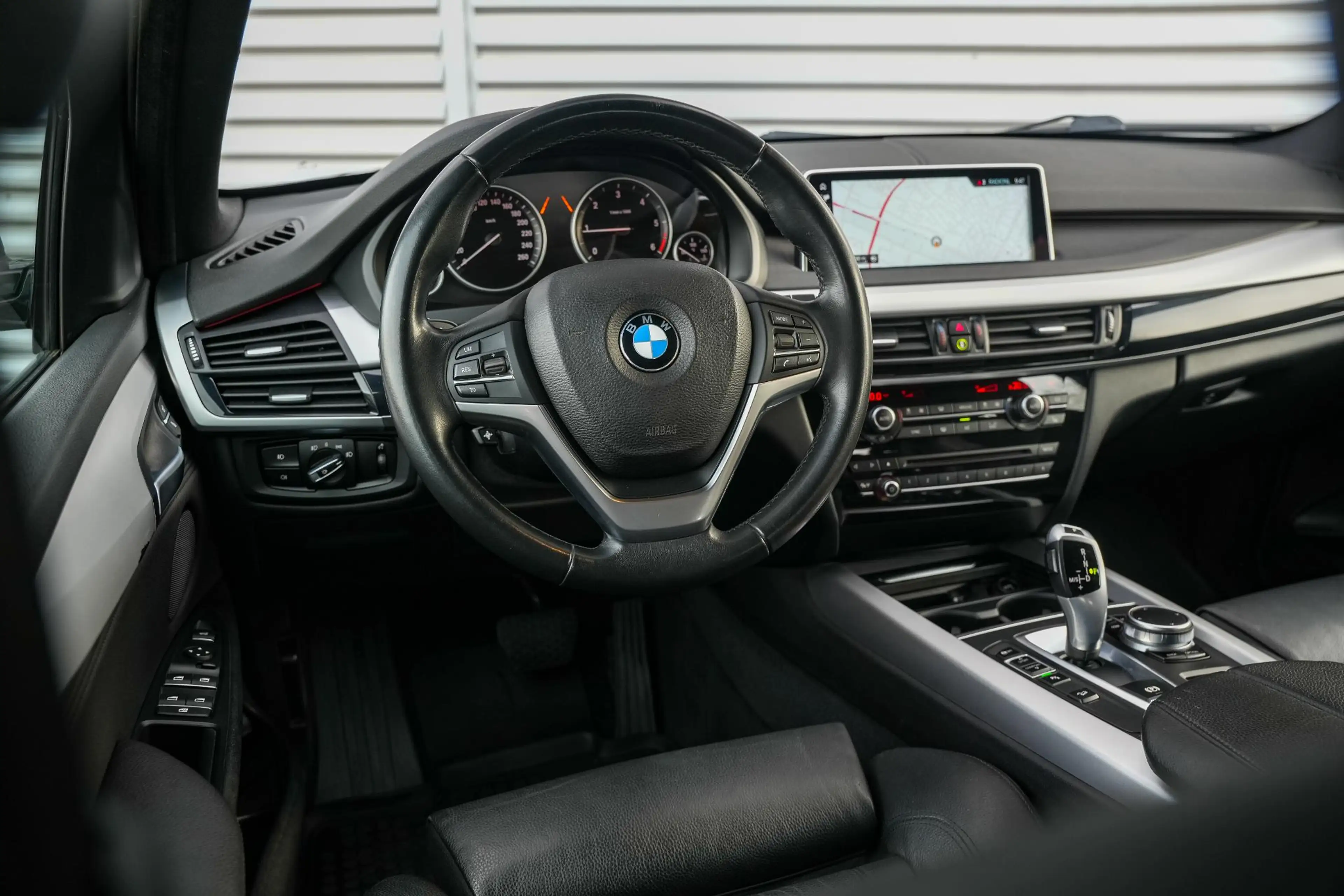 BMW X5 xDrive25d Centennial Executive 7p. 7 Pers. Navi 20 — photo 4
