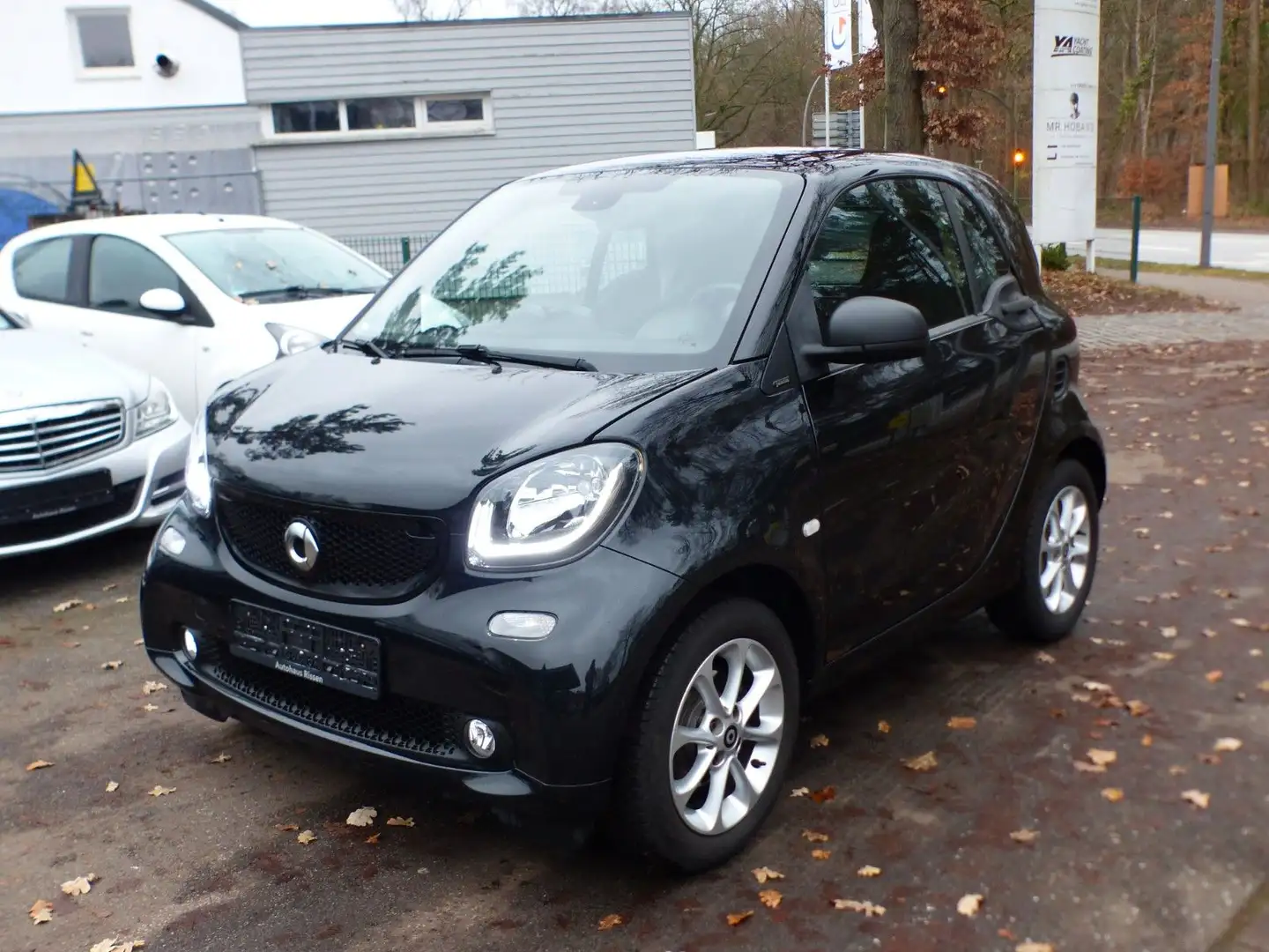 smart forTwo Fortwo Passion Automatik Shz Parkhilfe BT Pano Nero - 1
