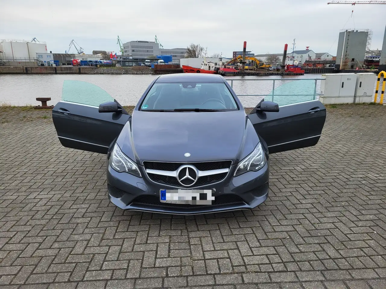Mercedes-Benz E 250