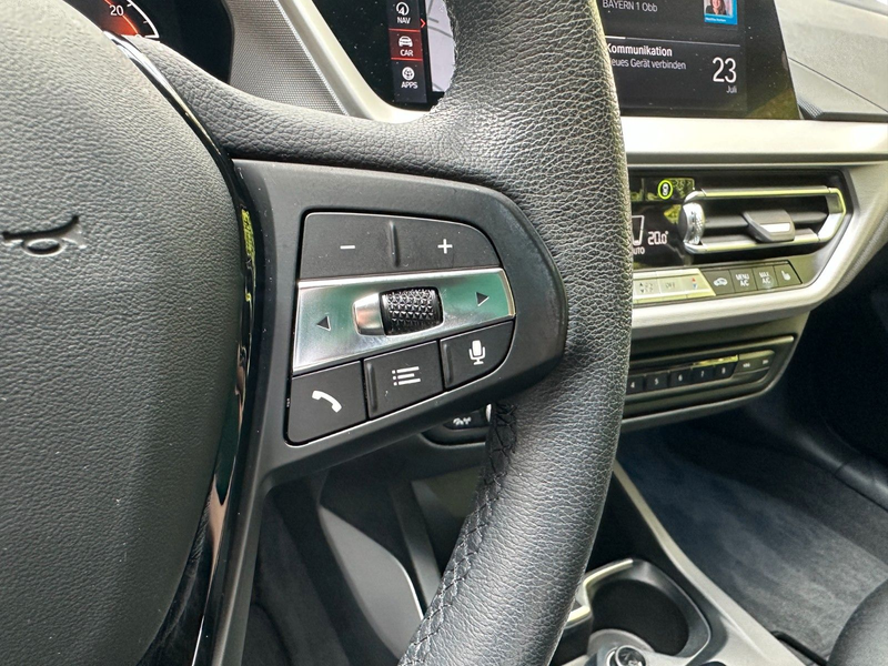 BMW 120 i Advantage LED SHZ 17" DAB Live Cockpit Pro — photo 6