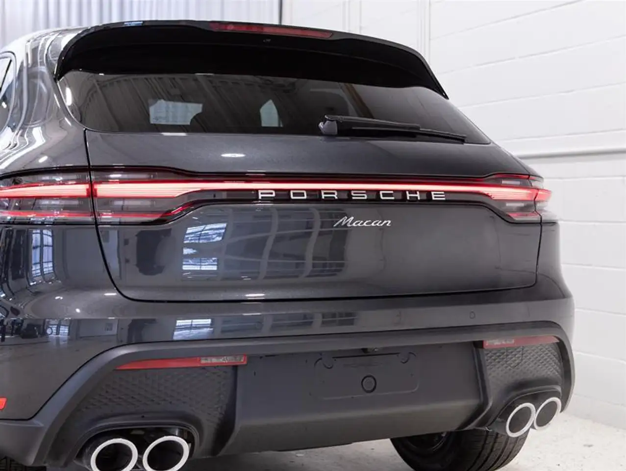 Porsche Macan снимка Porsche Macan