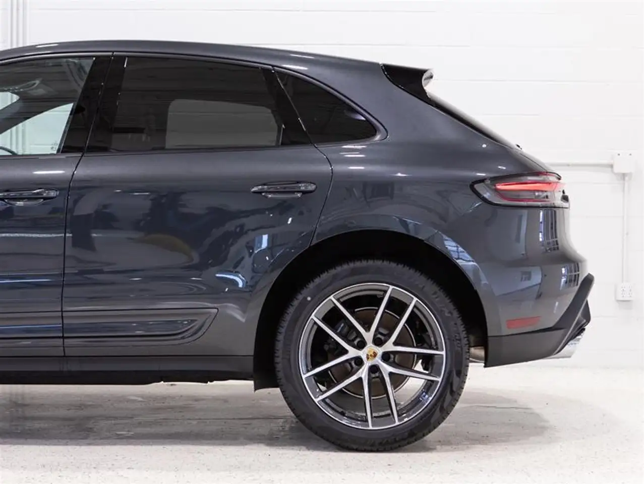 Porsche Macan снимка Porsche Macan