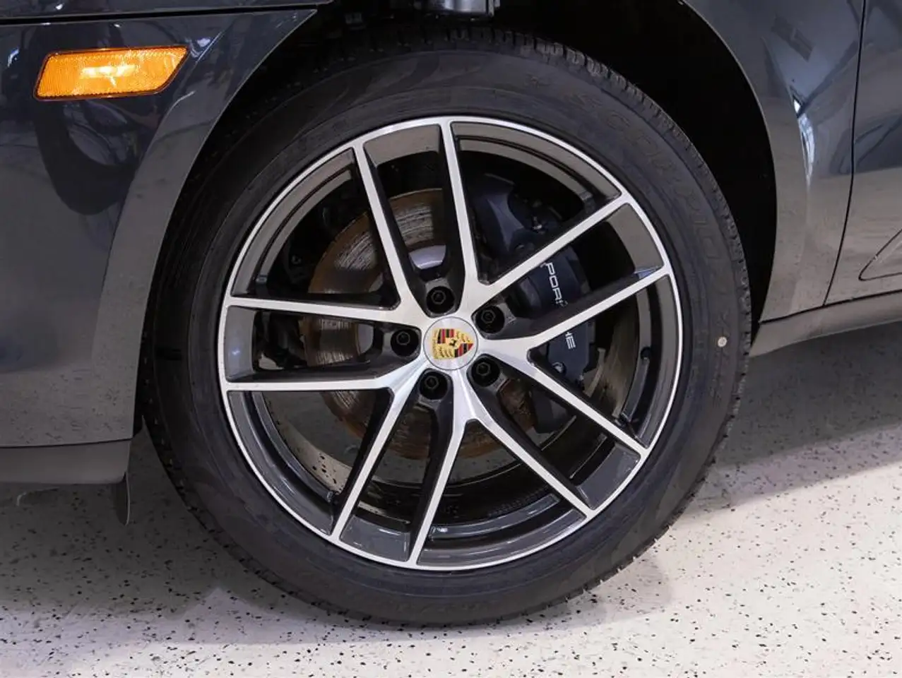 Porsche Macan снимка Porsche Macan