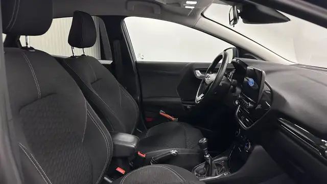 Ford Puma view 4