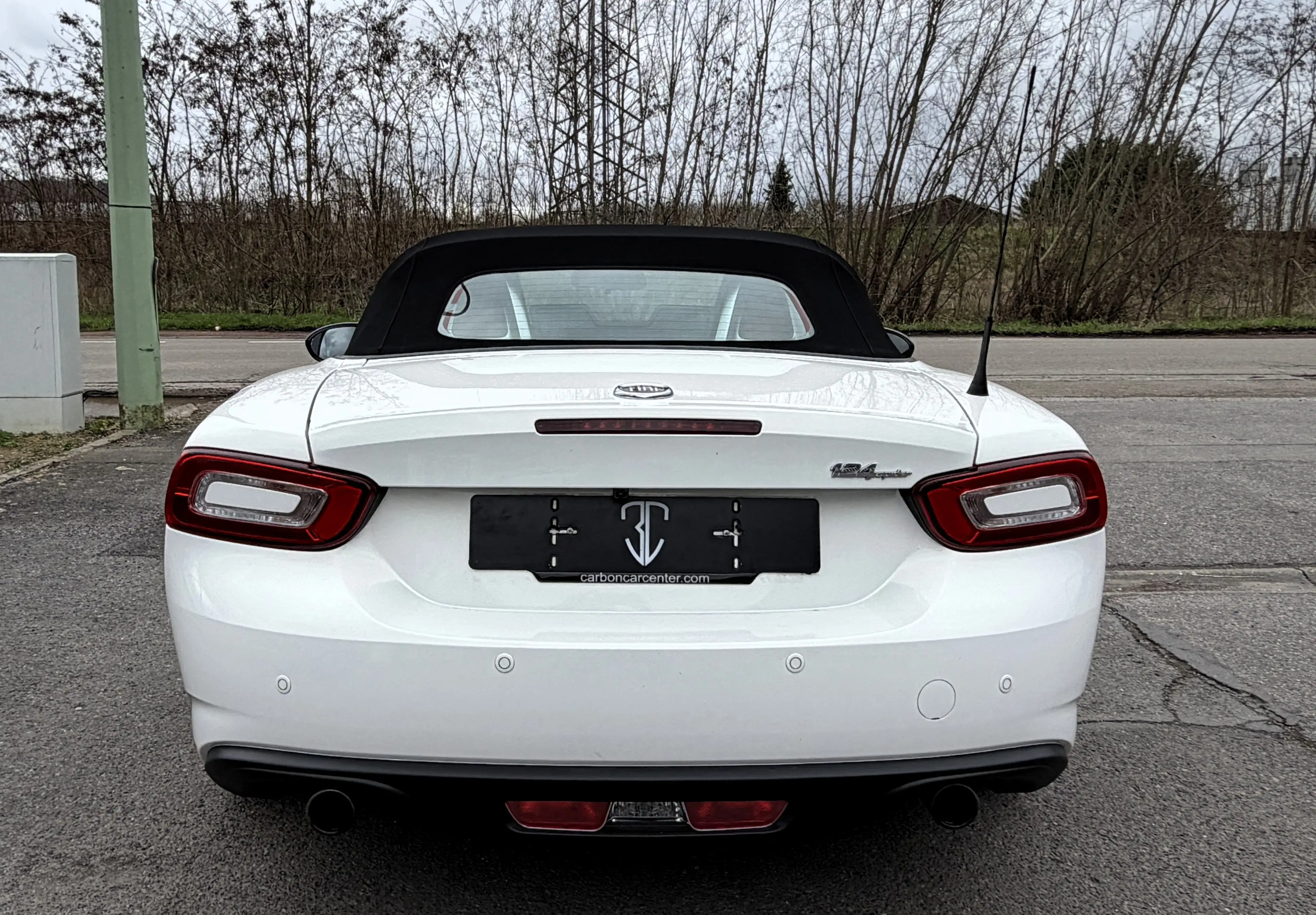 Fiat 124 Spider 1.4 MultiAir Lusso KEYLESS/NAVI/CAMERA/FULL HISTO — photo 12