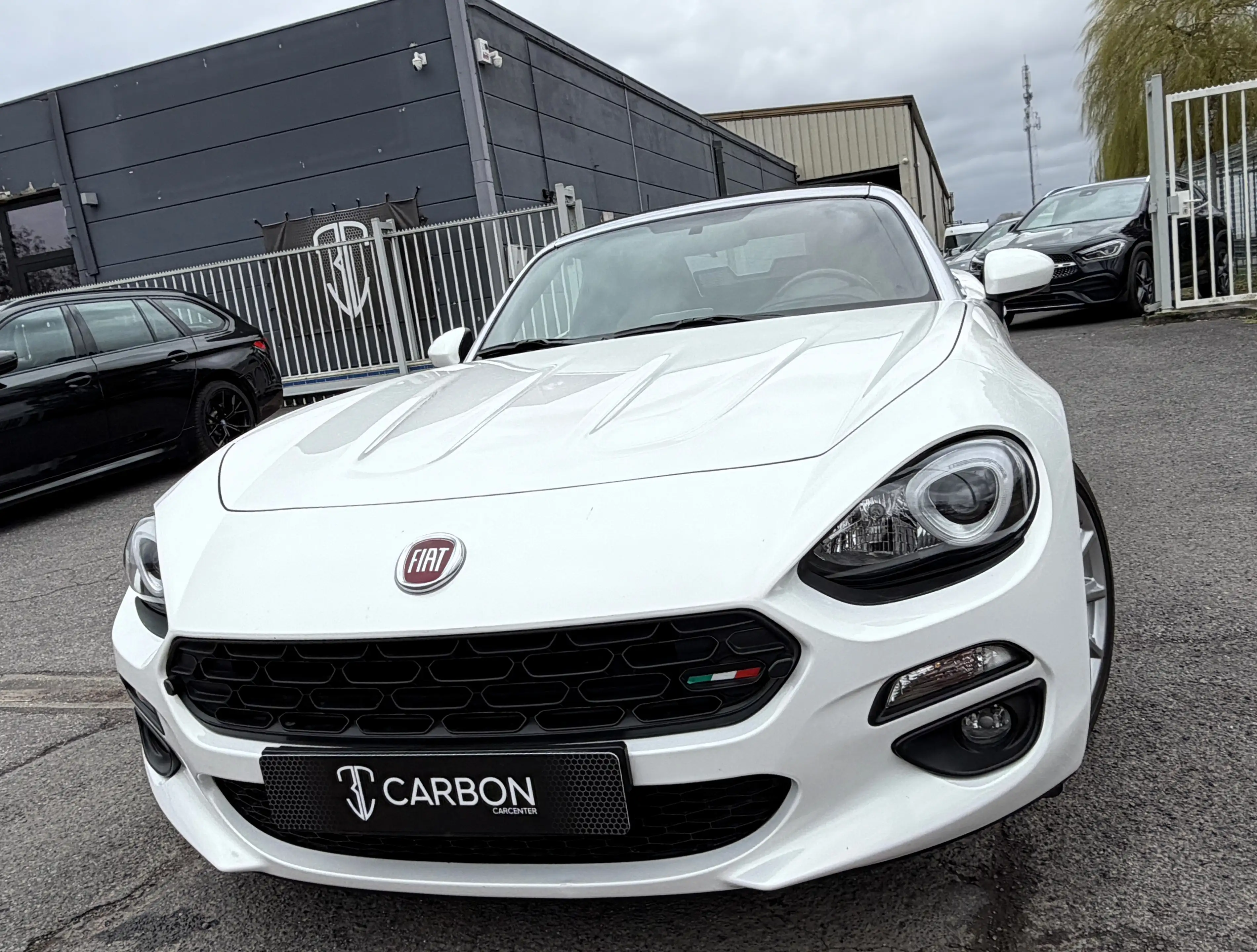 Fiat 124 Spider 1.4 MultiAir Lusso KEYLESS/NAVI/CAMERA/FULL HISTO — photo 3