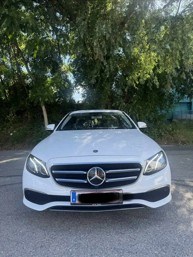 Mercedes-Benz E 300 d Avantgarde Aut. - 2