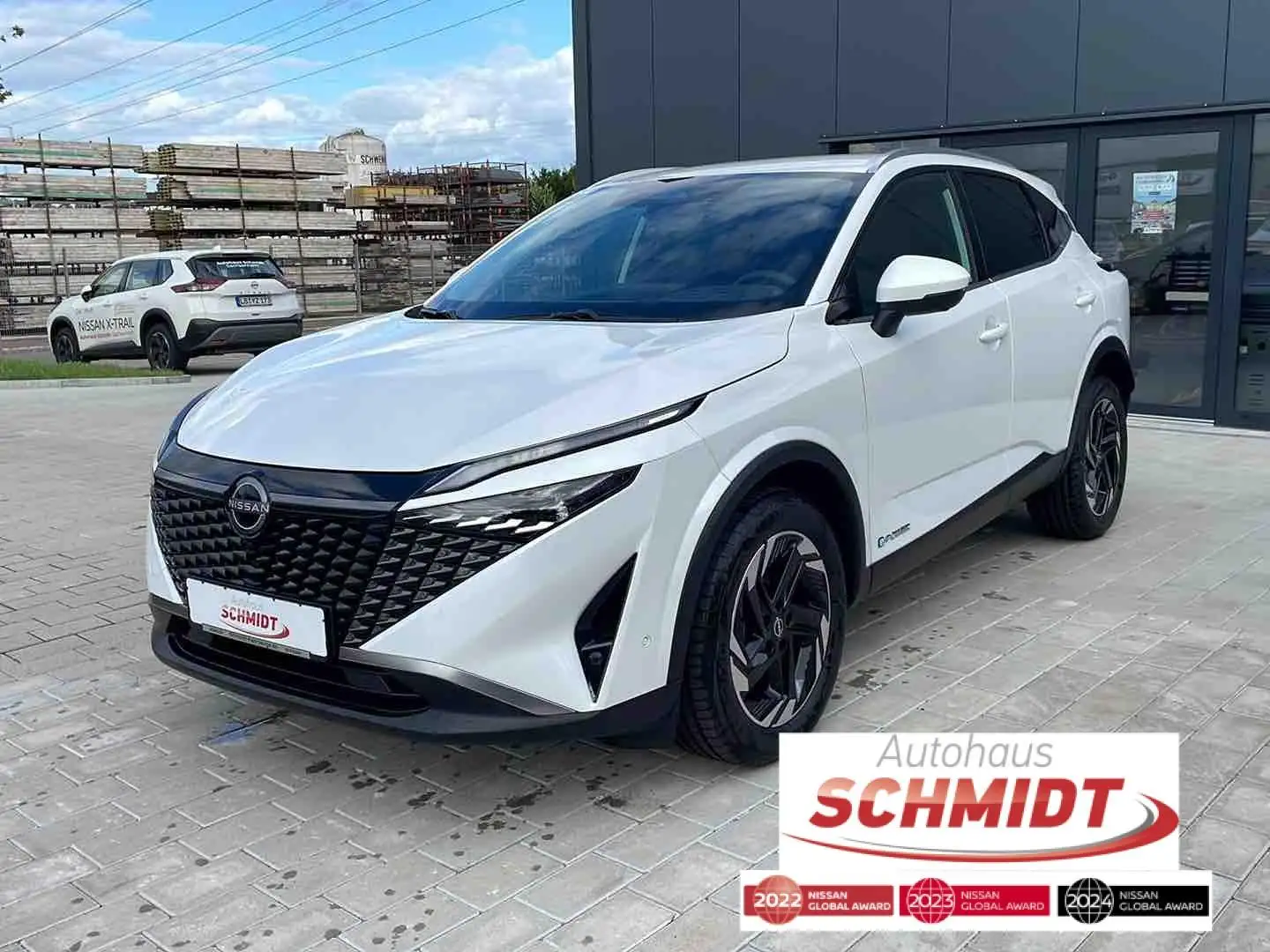 Nissan Qashqai 1.5 VC-T ePower N-Connecta Winter/Komfort Wit - 1
