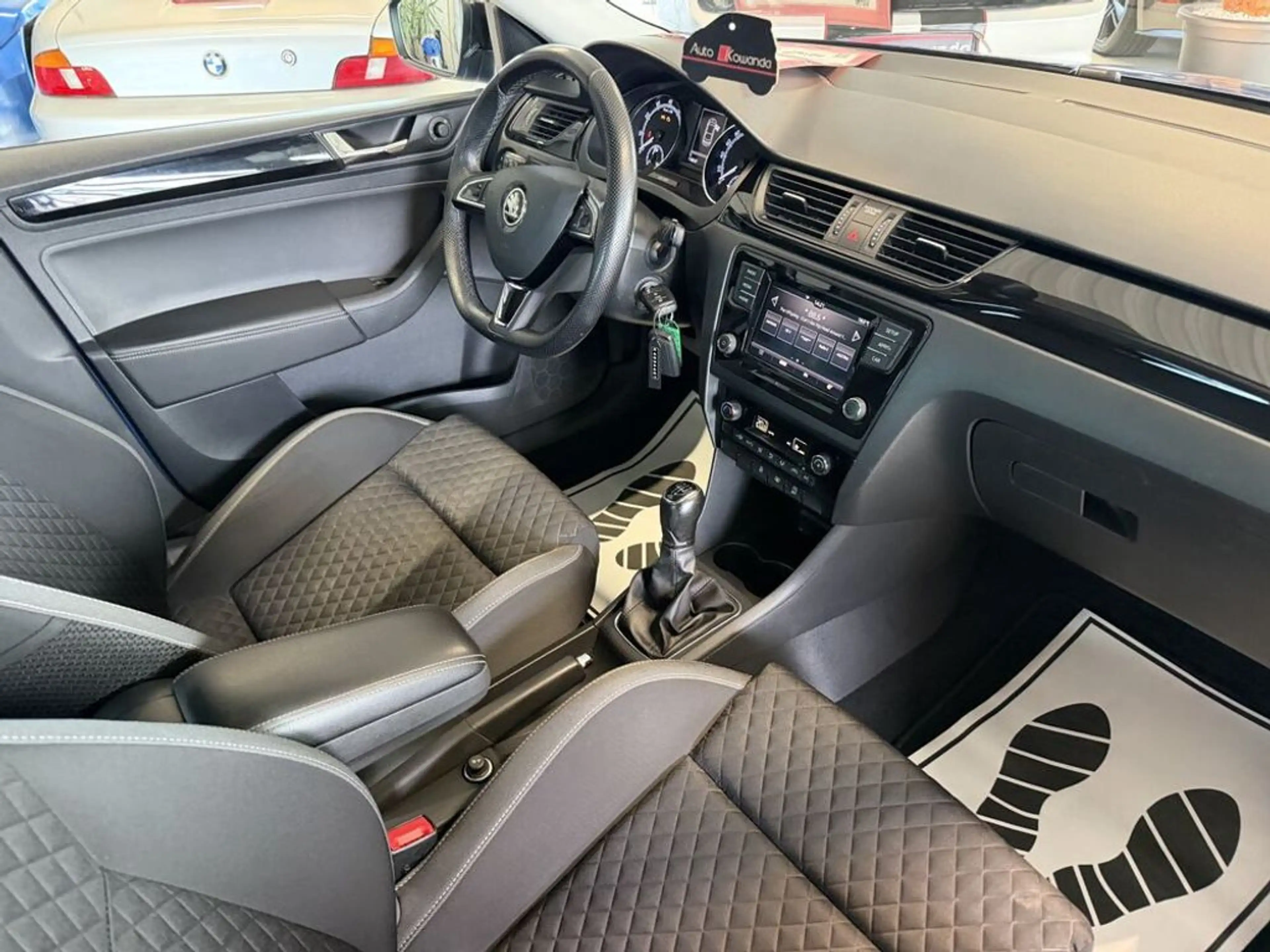 Skoda Rapid/Spaceback Sport Edition -1. Besitz — photo 9
