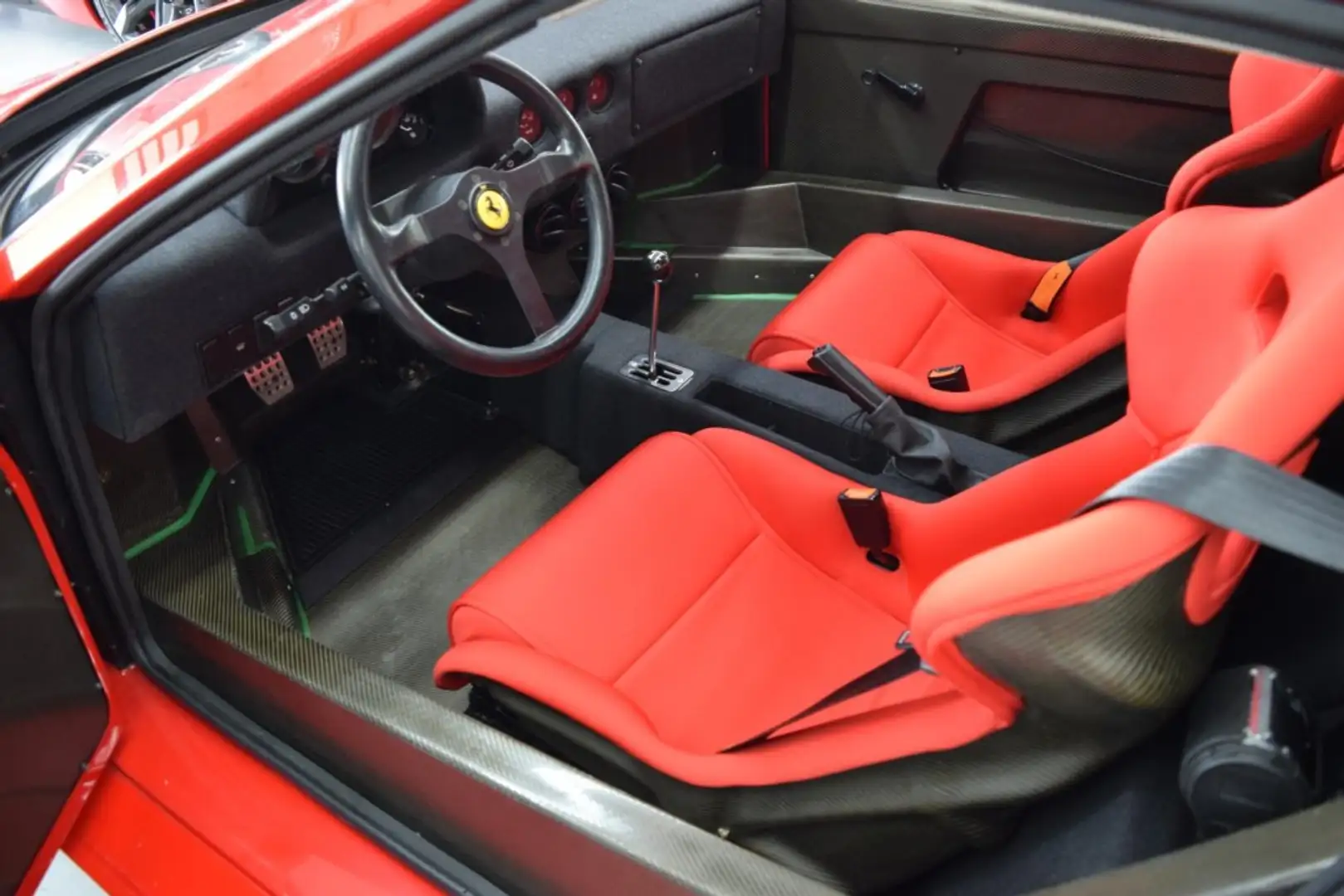 Ferrari F40 Service neu * Ferrari Classiche zertifiziert Rosso - 2