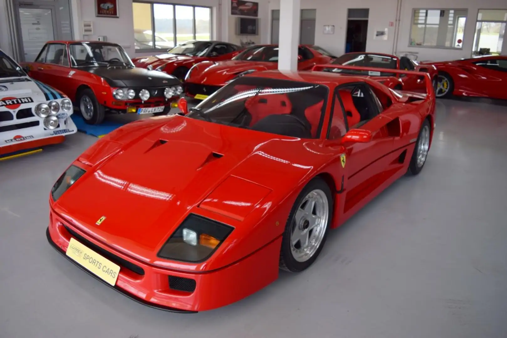 Ferrari F40 Service neu * Ferrari Classiche zertifiziert Rosso - 1