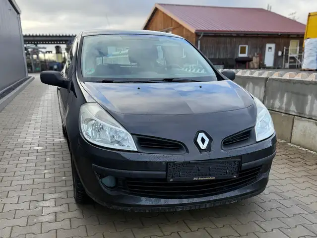 Renault Clio view 3