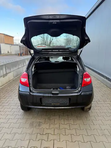 Renault Clio view 8