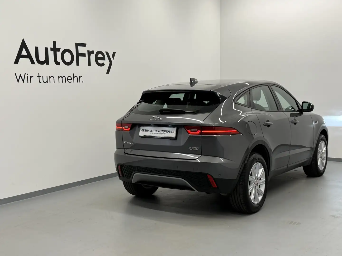 Jaguar E-Pace E-Pace 2.0DI4 D150 S AWD Grau - 2
