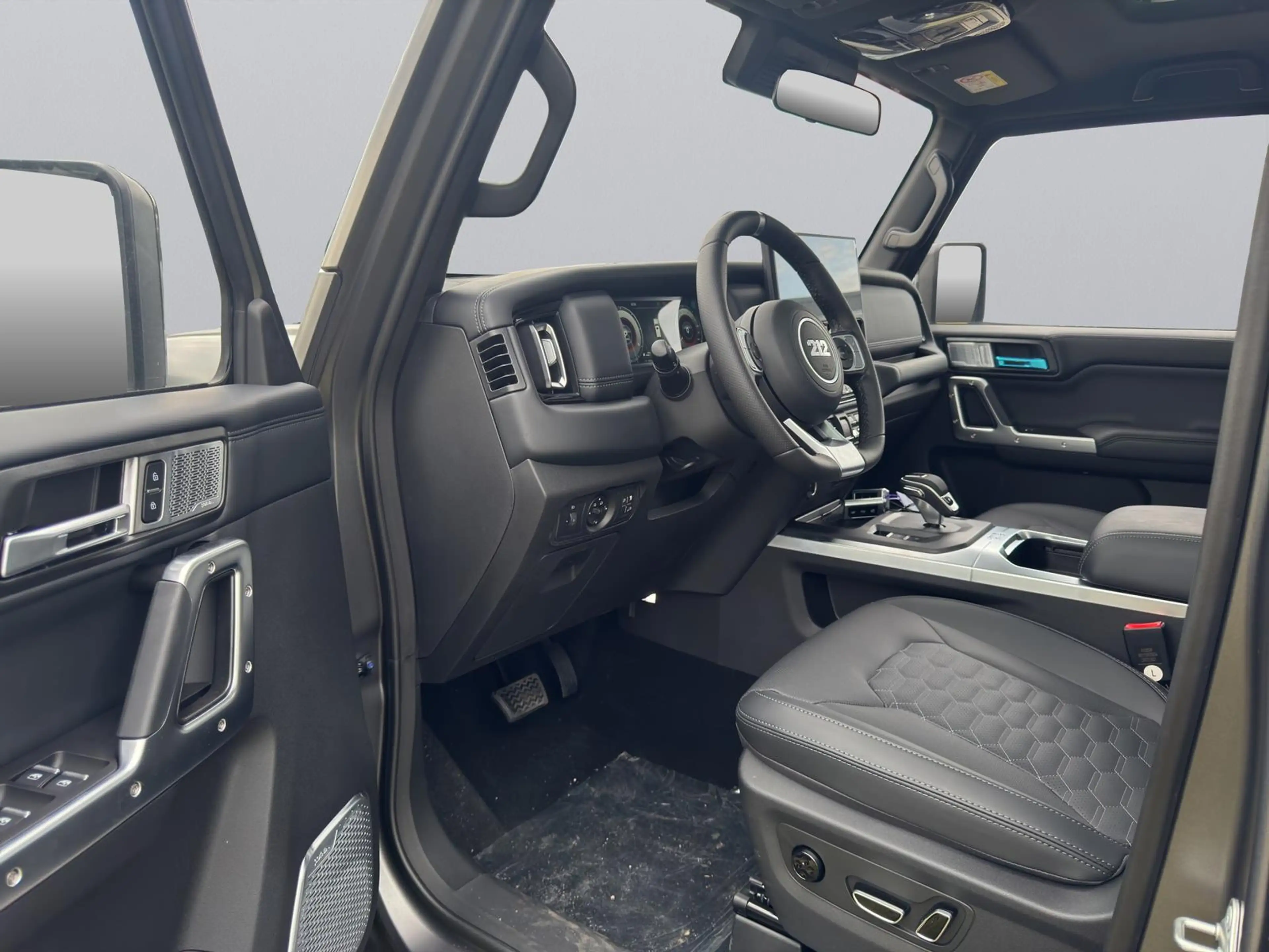 BAW 212 Offroad Luxury *Seilwinde*Leder*4WD — photo 9