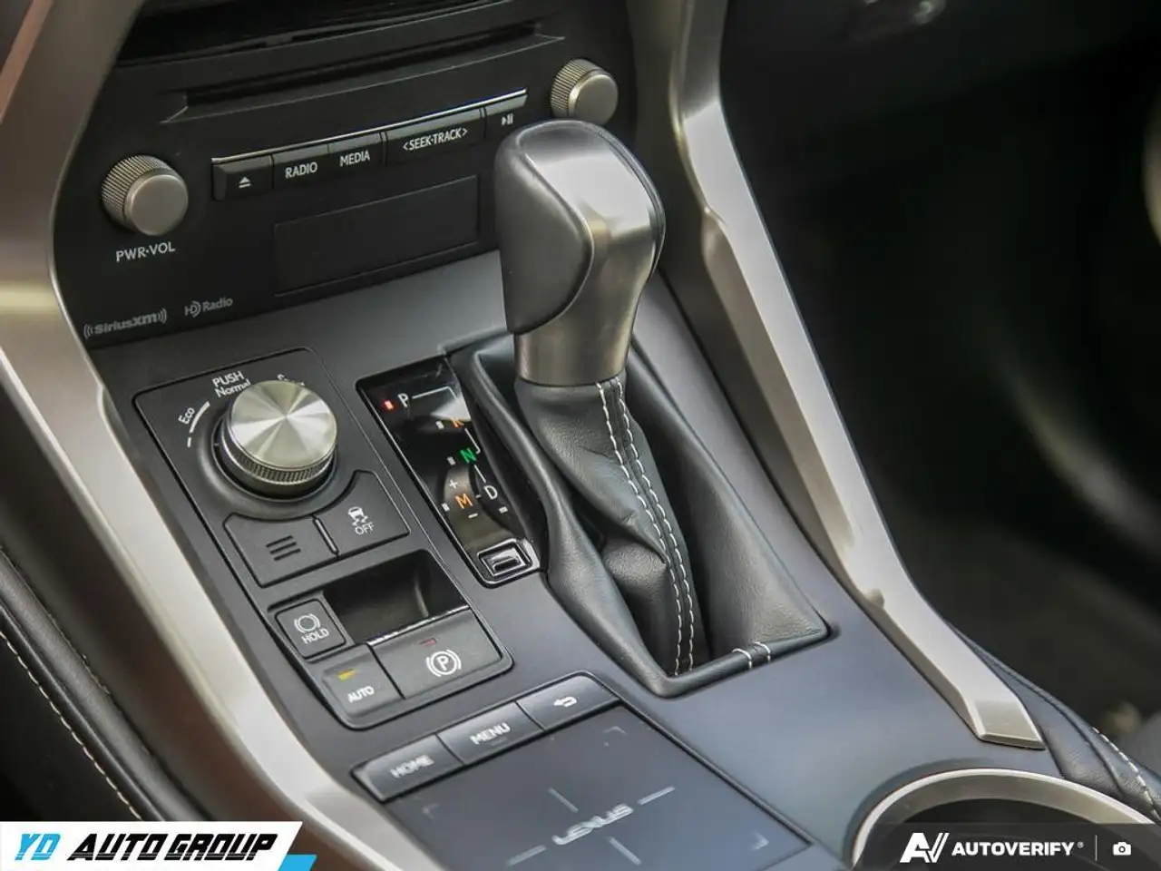 Lexus NX fotografie Lexus NX