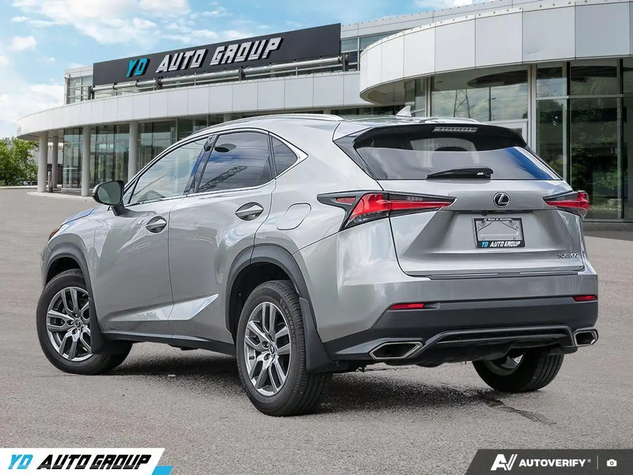 Lexus NX fotografie Lexus NX
