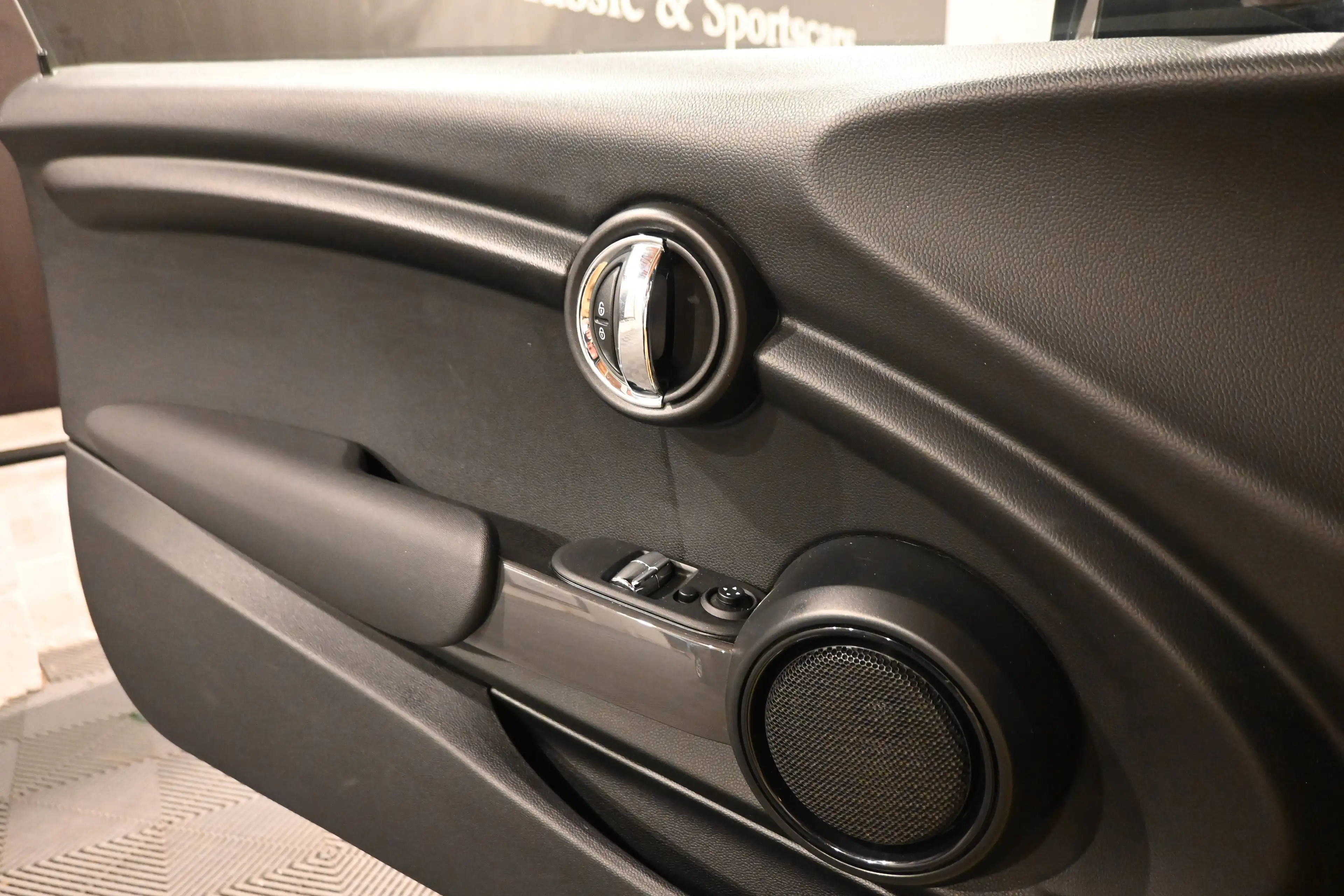 MINI Cooper D 1.5 D Cooper D PACK SPORT / EURO 6 / JCW ACCESSOIRES / BLUETOOTH / CLIM / CRUISE / PDC / — photo 10