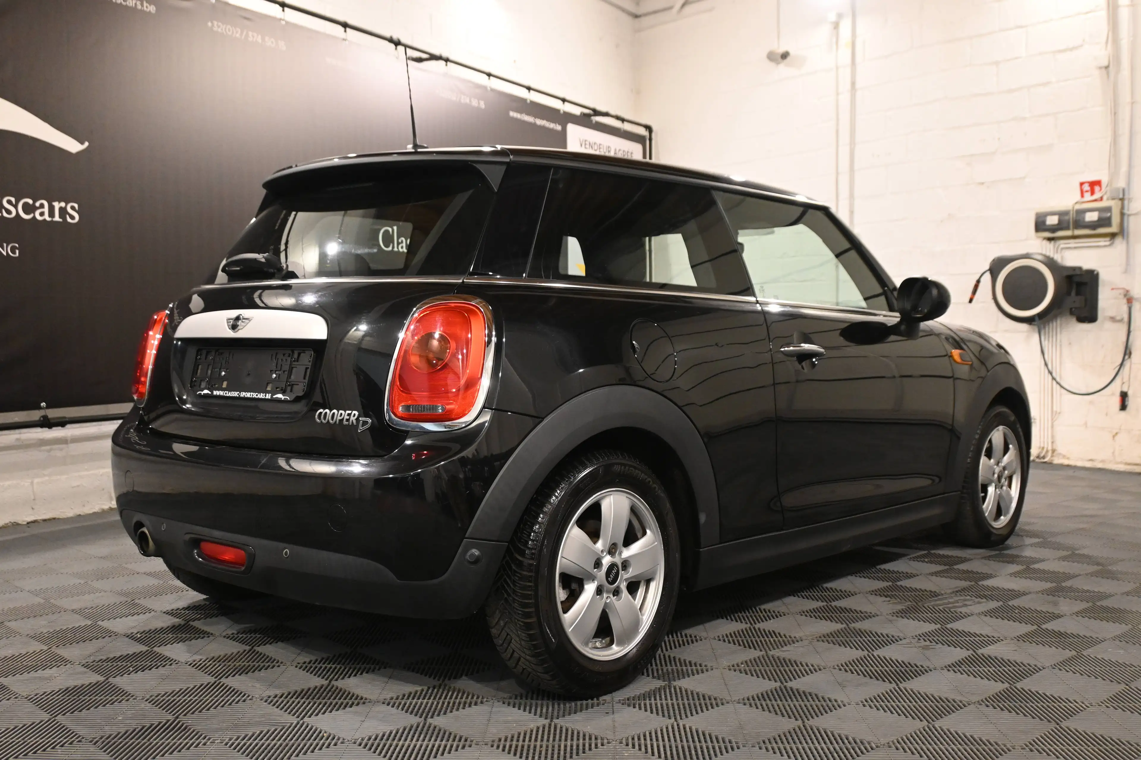 MINI Cooper D 1.5 D Cooper D PACK SPORT / EURO 6 / JCW ACCESSOIRES / BLUETOOTH / CLIM / CRUISE / PDC / — photo 6