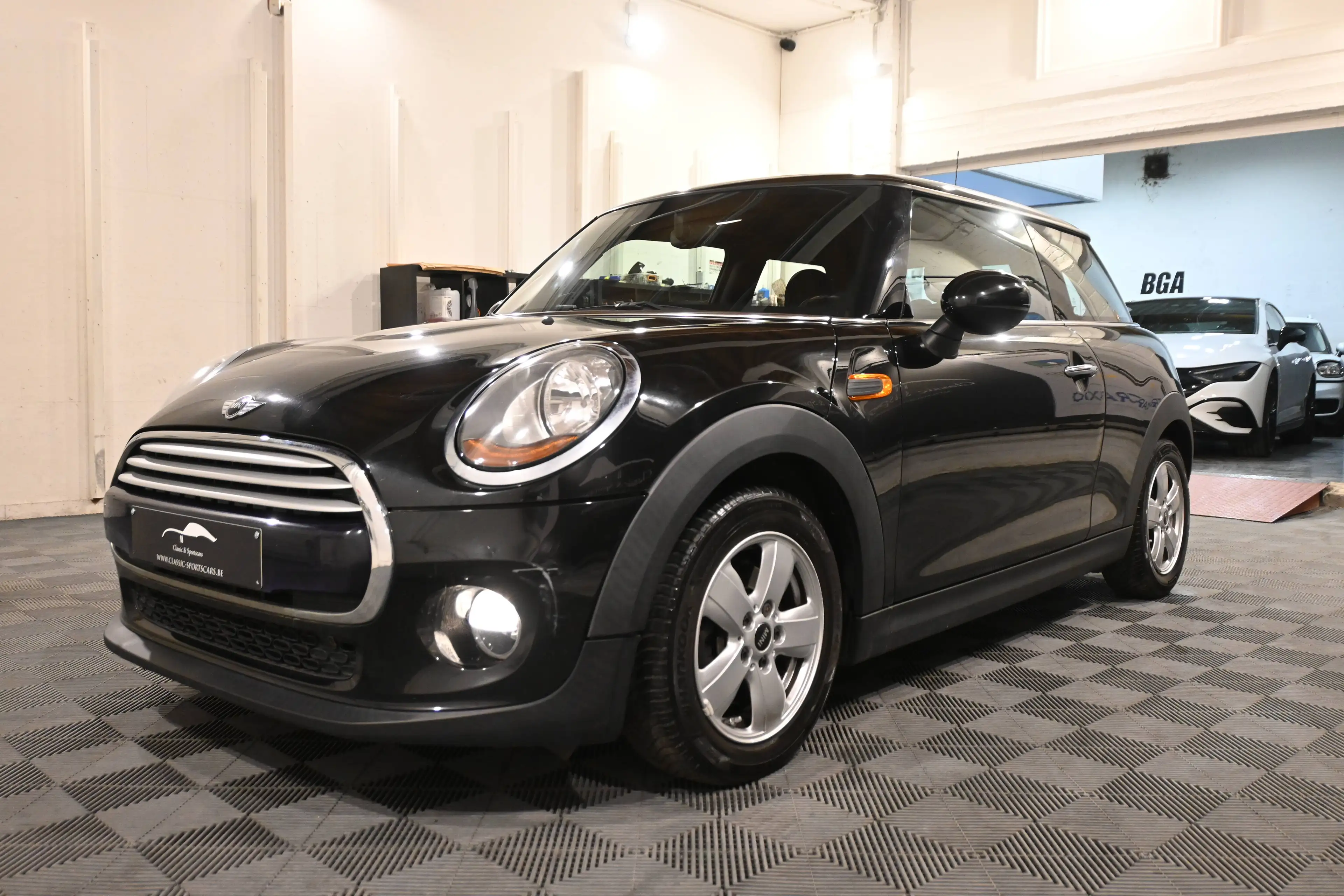 MINI Cooper D 1.5 D Cooper D PACK SPORT / EURO 6 / JCW ACCESSOIRES / BLUETOOTH / CLIM / CRUISE / PDC / — photo 4