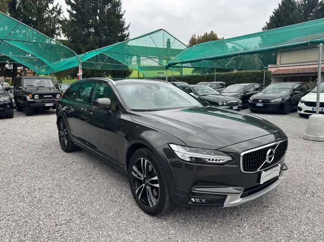Volvo V90 Cross Country V90 2019 C.C 2.0 d5 Pro awd geartronic my19
