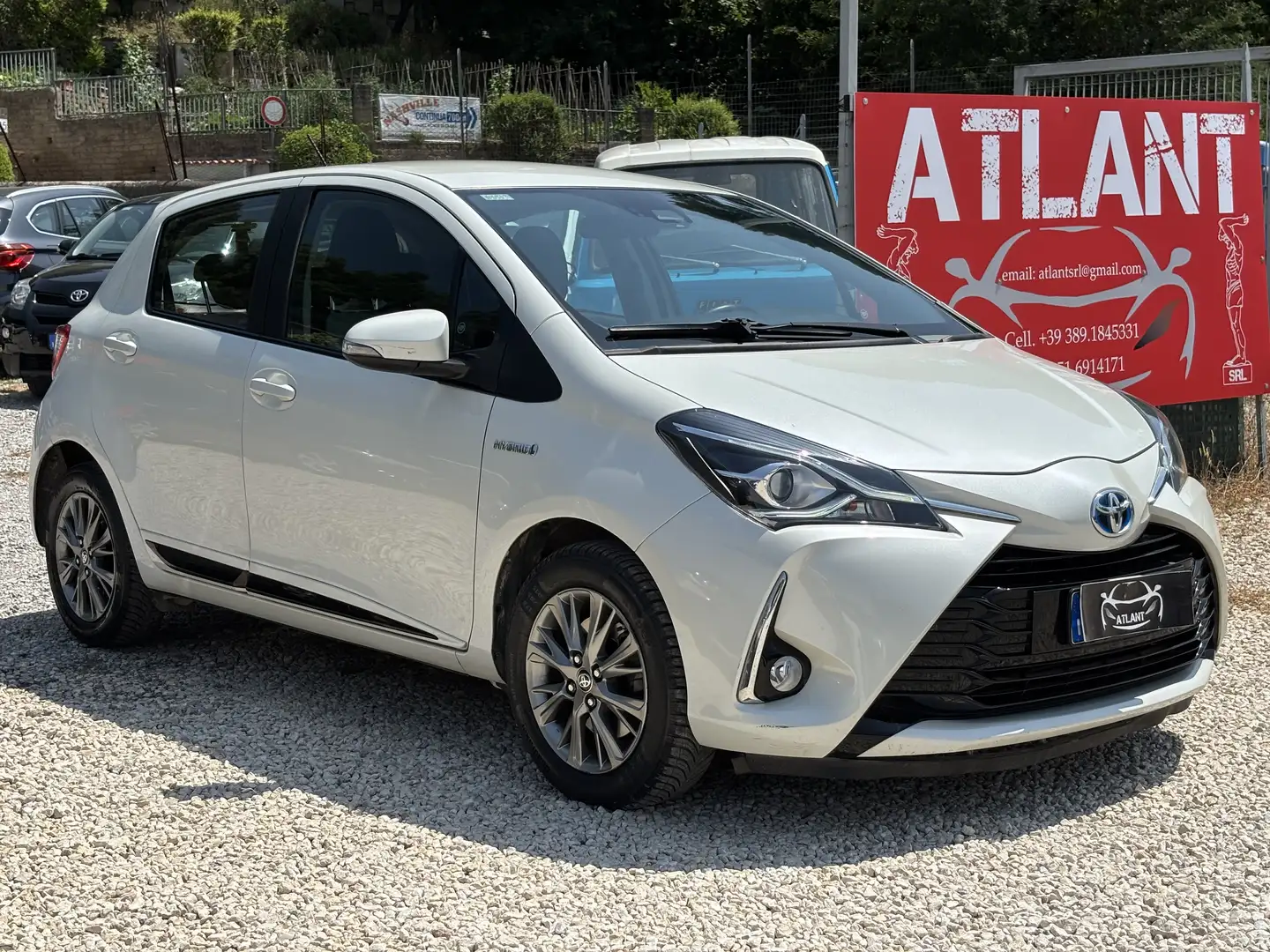 Toyota Yaris 5p 1.5h Active Blanc - 1