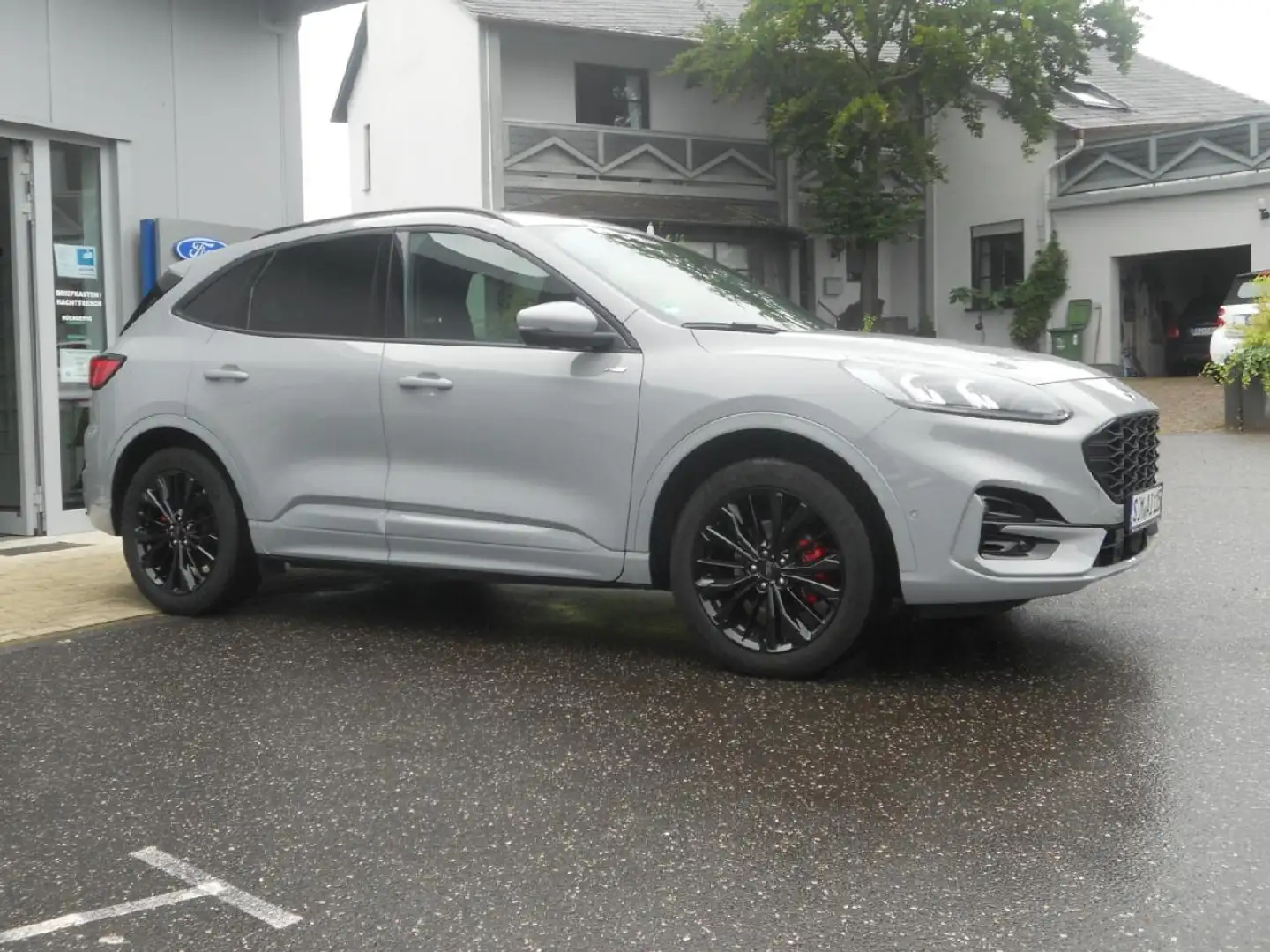 Ford Kuga Hybrid ST-Line X Gris - 1