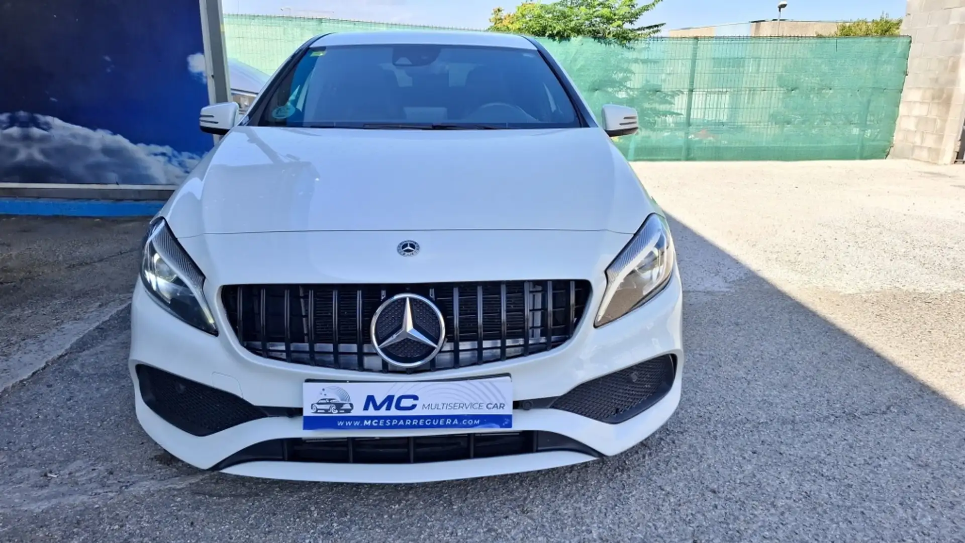 Mercedes-Benz A 200 200d 7G-DCT Blanco - 2