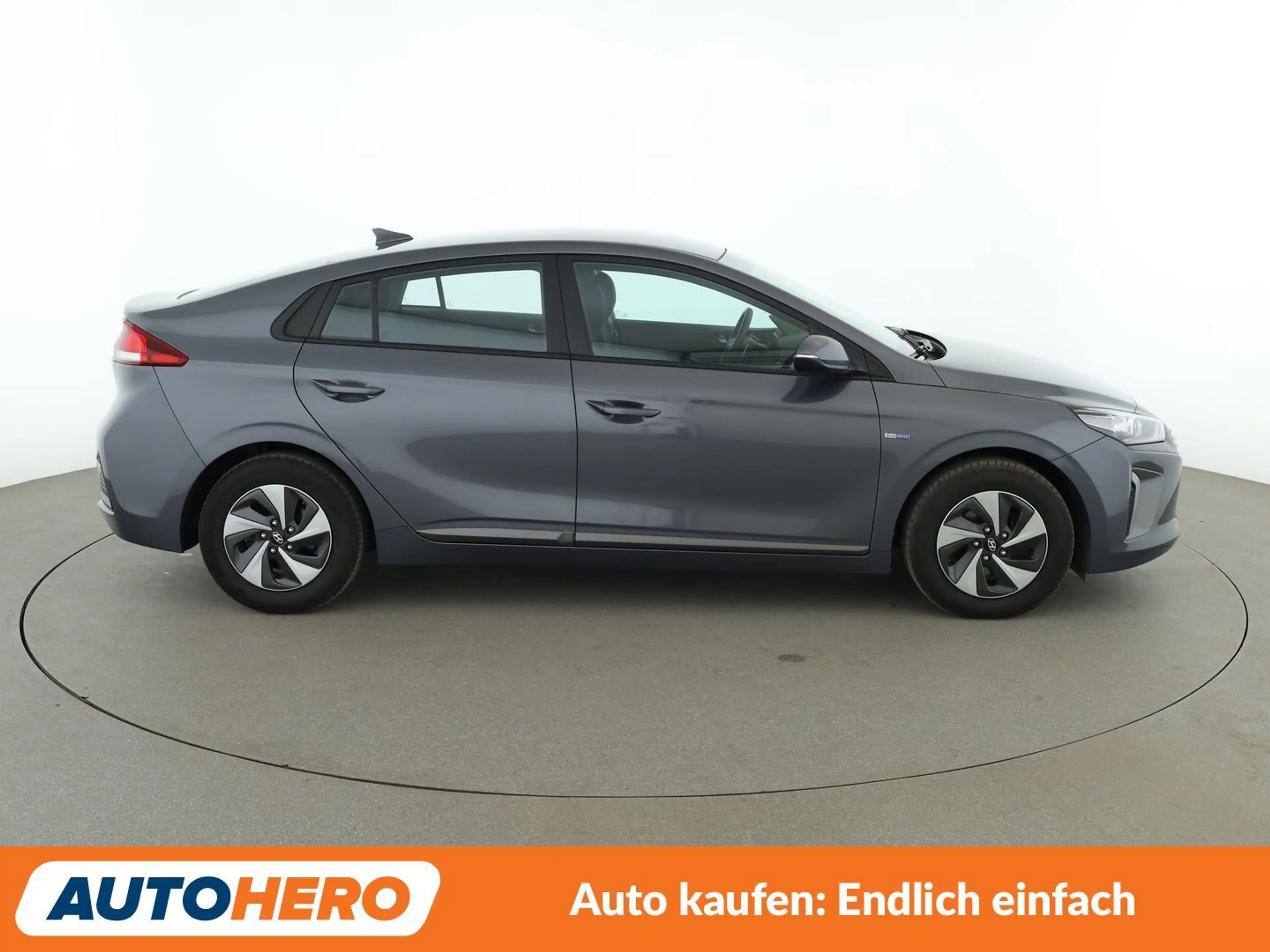 Hyundai IONIQ 1.6 Hybrid Trend Aut.*ACC*CAM*PDC* — photo 7