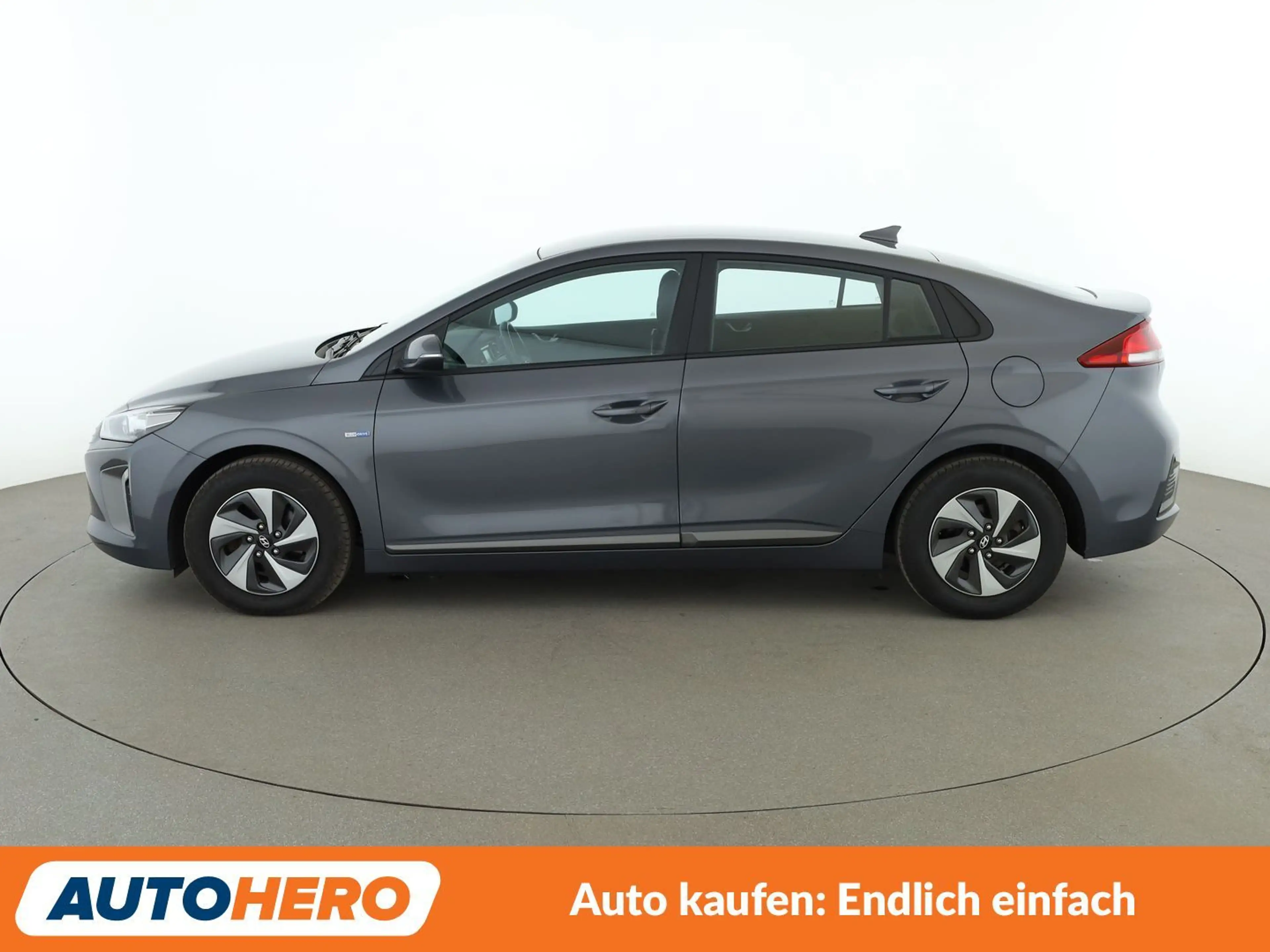 Hyundai IONIQ 1.6 Hybrid Trend Aut.*ACC*CAM*PDC* — photo 3