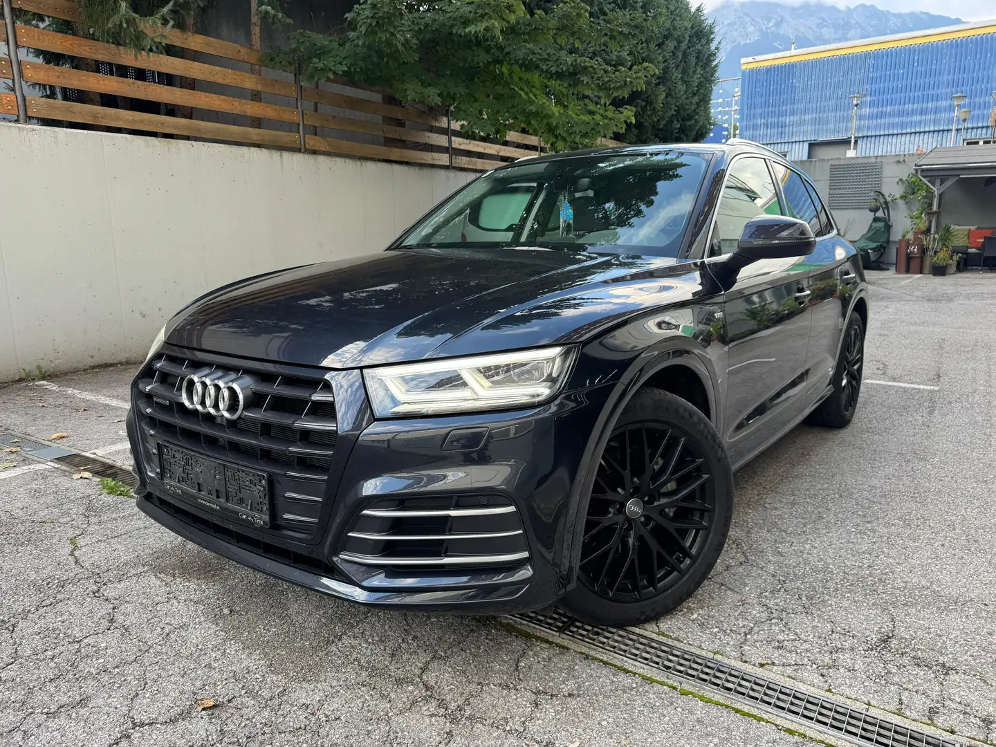 Audi Q5 2,0 TDI quattro sport S-tronic - 1