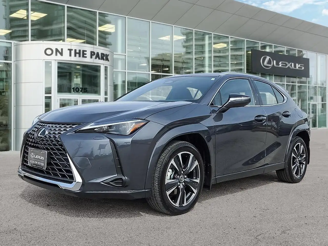 Lexus UX снимка Lexus UX