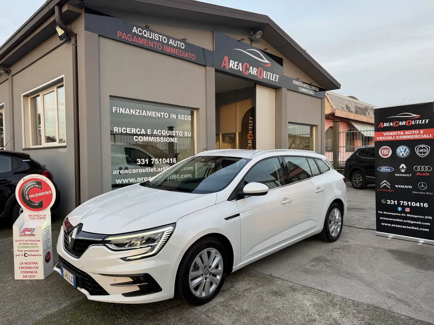 Renault Megane Sporter 1.5 bluedci Business 115cv*N1 AUTOCARRO Biały - 1