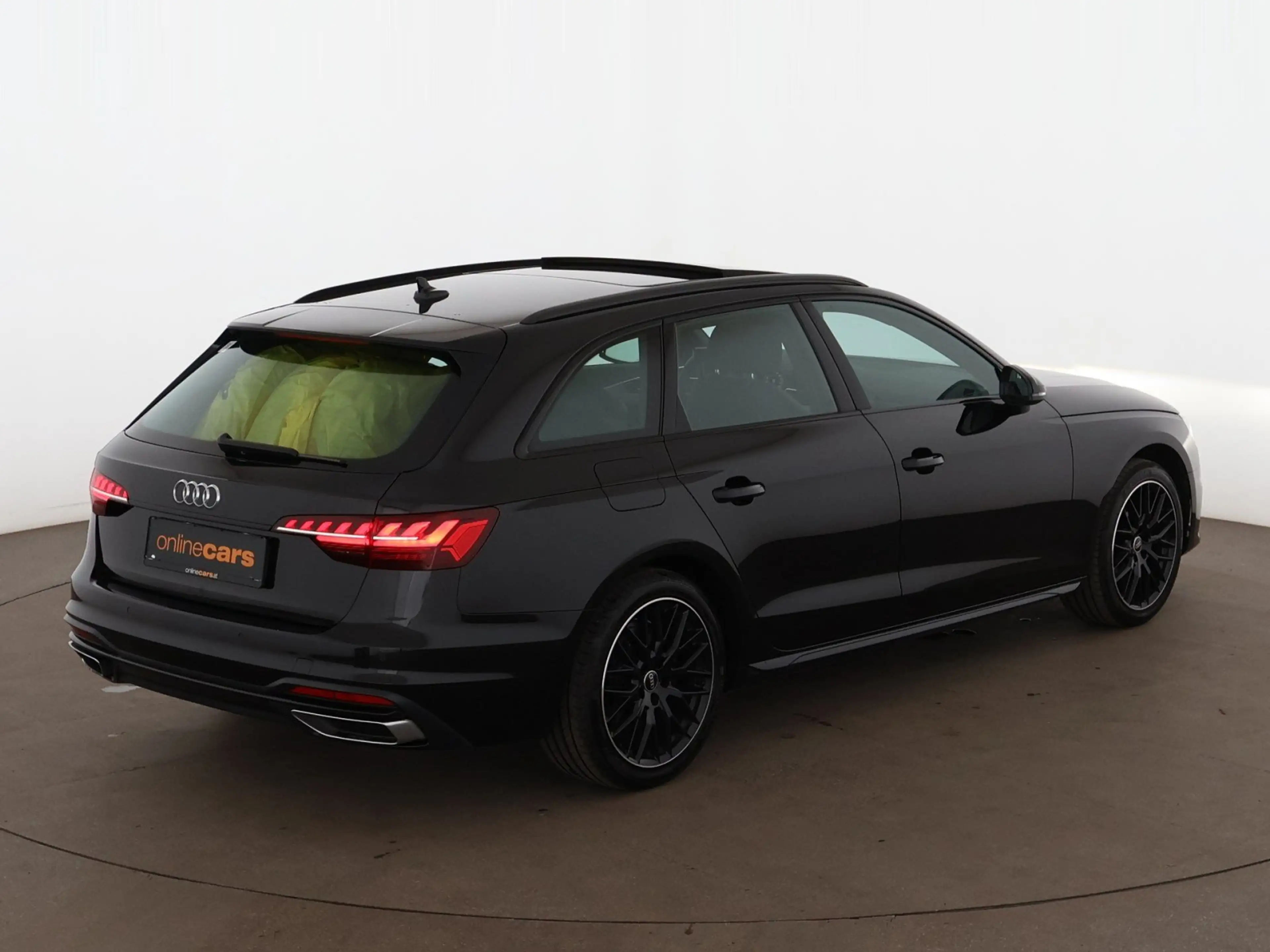 Audi A4 Avant 35 TDI advanced Aut LED SKY AHK LEDER — photo 8