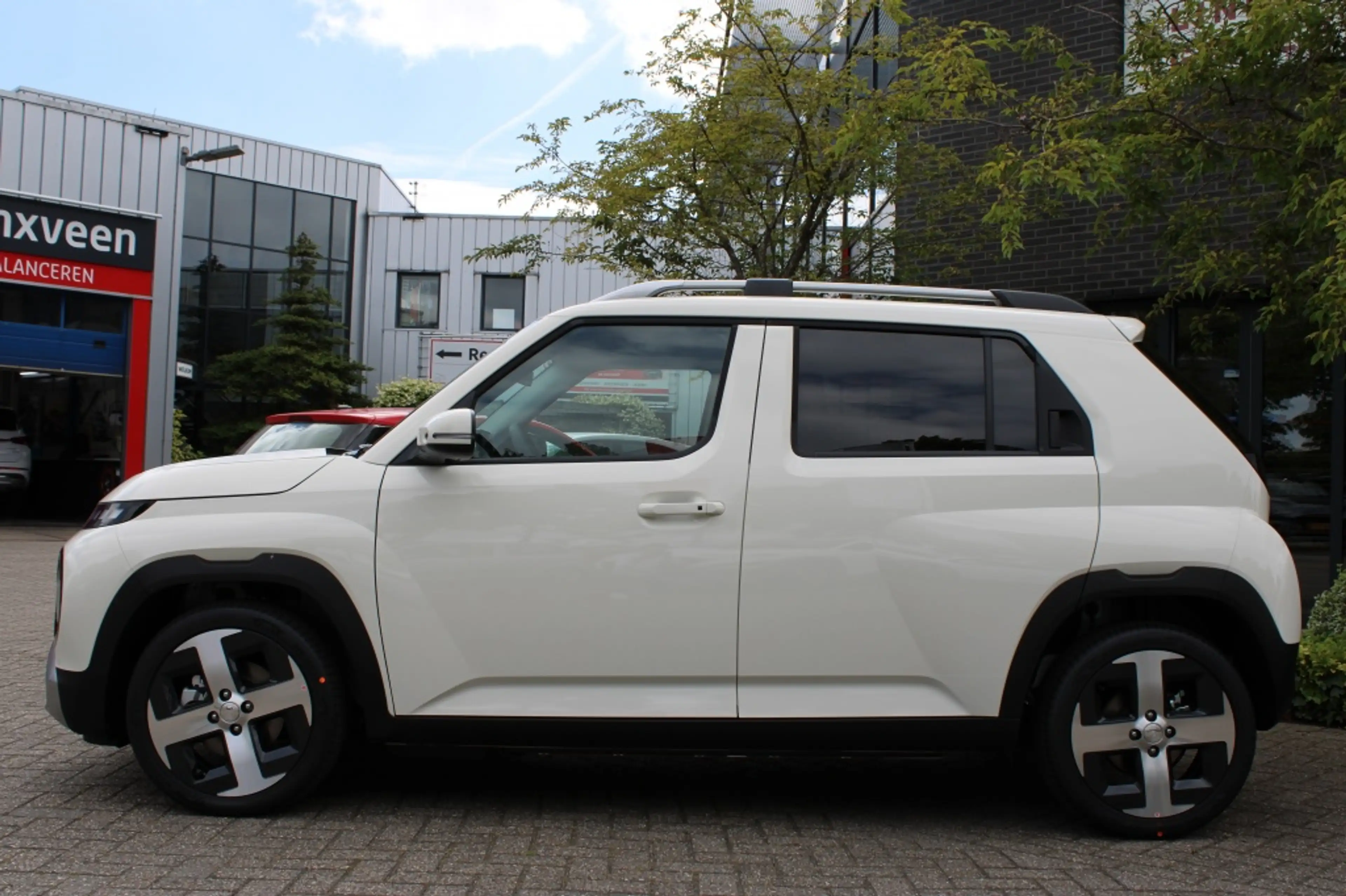 Hyundai Inster Evolve 49 kWh — photo 2