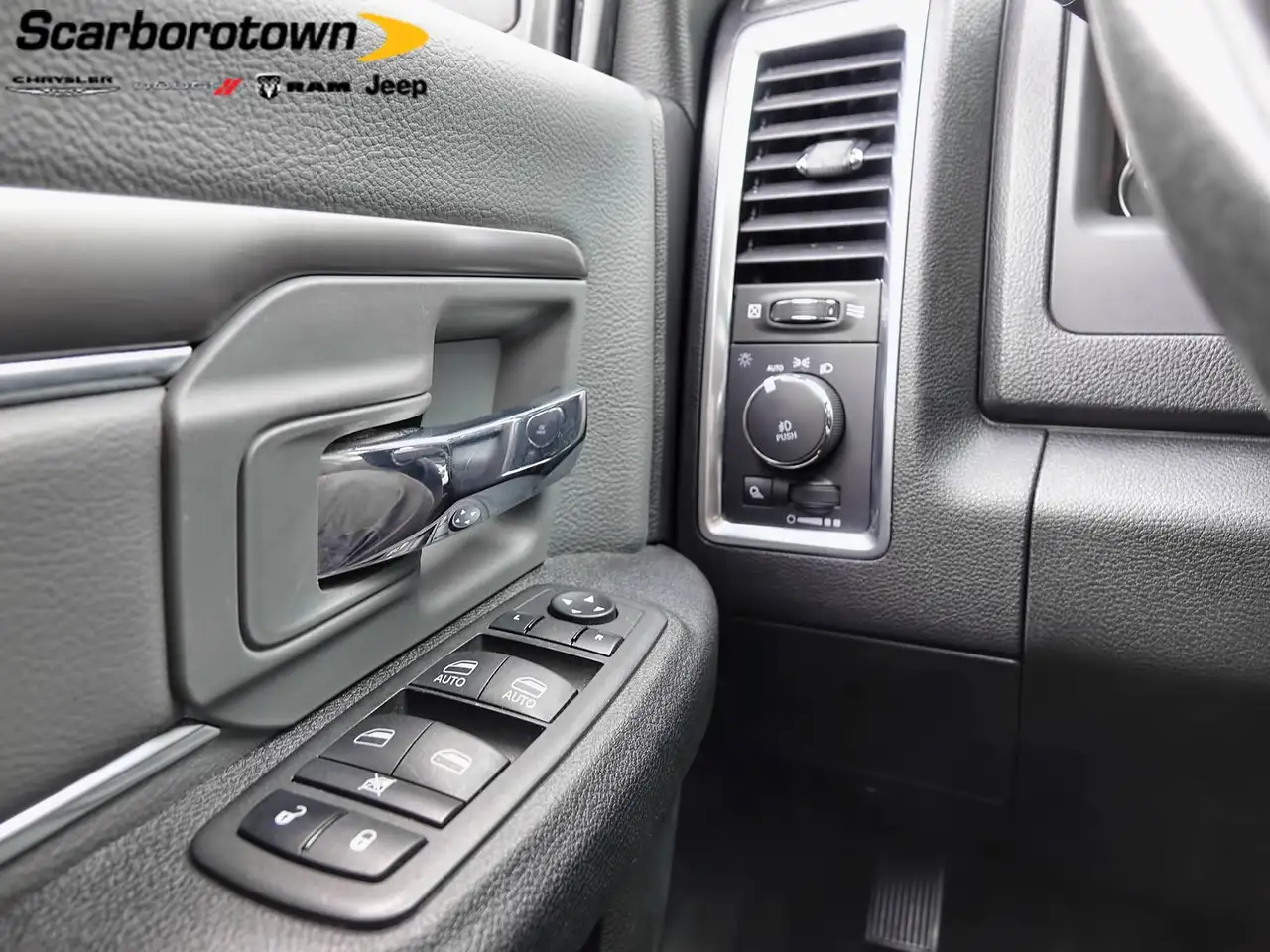 RAM 1500 photo RAM 1500