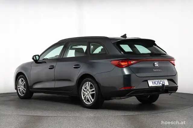 Seat Leon Leon view 4