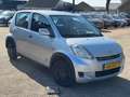 Daihatsu Sirion 2 1.0-12V GT-LINE NIEUWE APK NAP EL RAMEN Gris - thumbnail 2