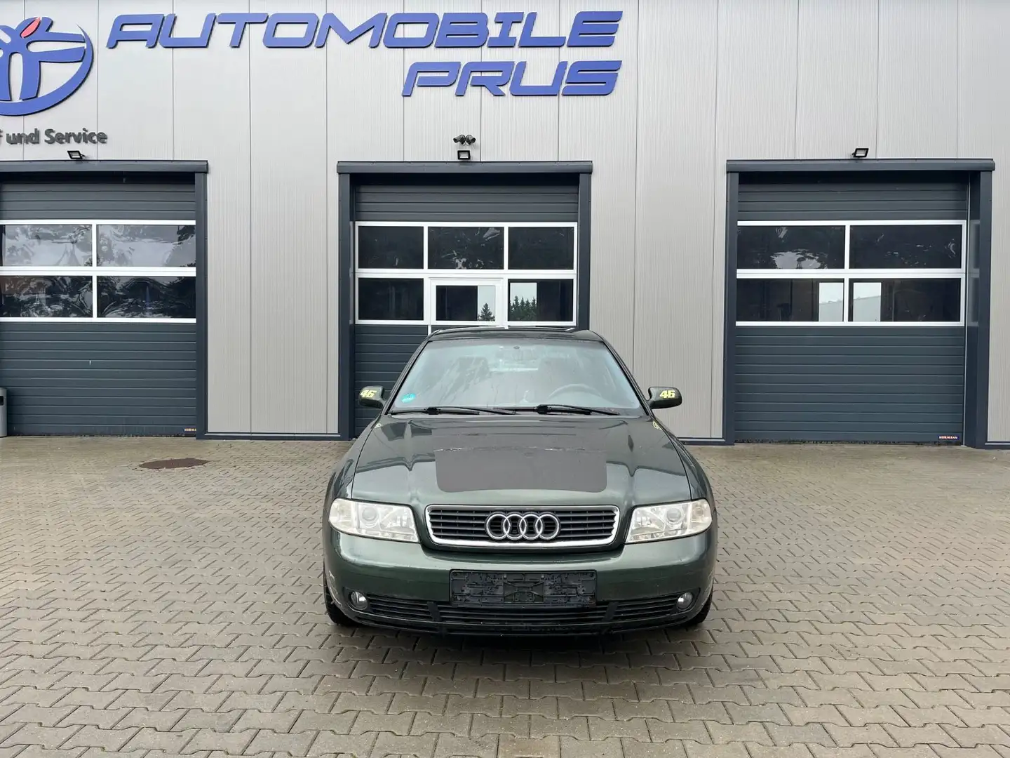 Audi A4 1.6 Vert - 1